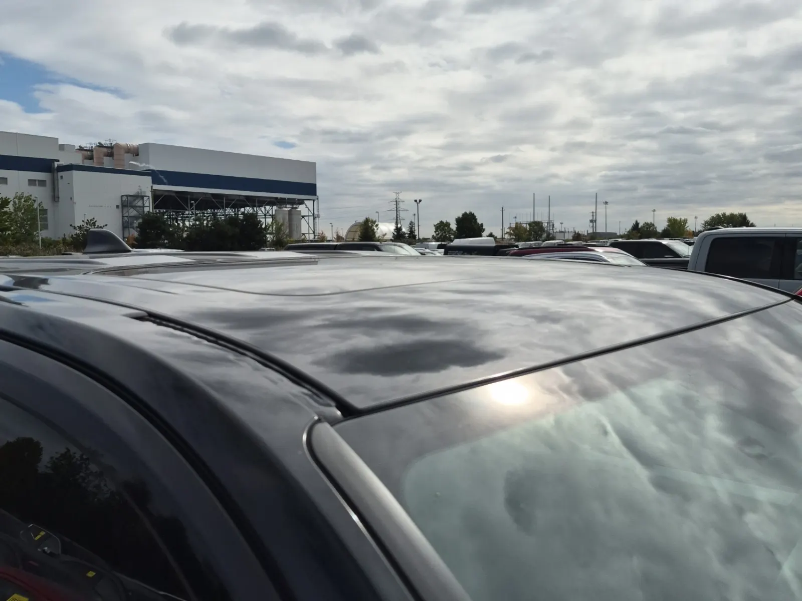 Exterior Roof Photo