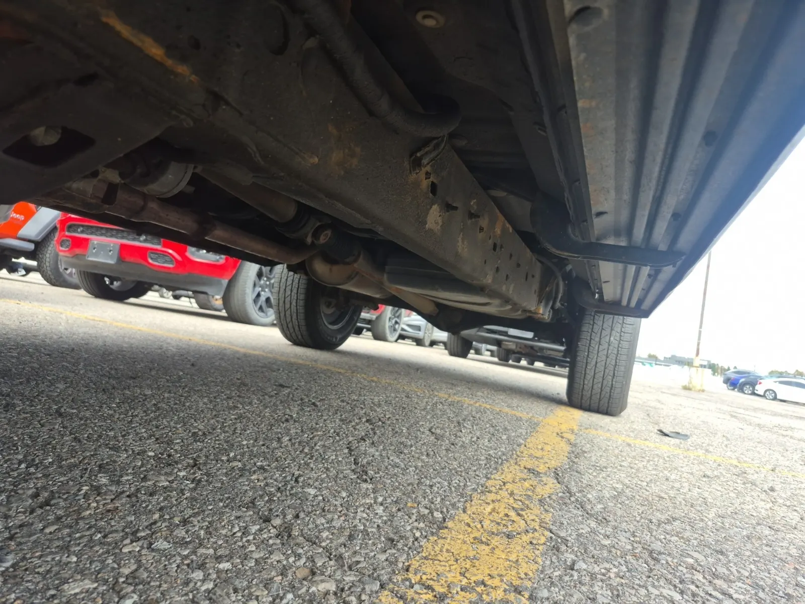 Undercarriage - Driver Photo