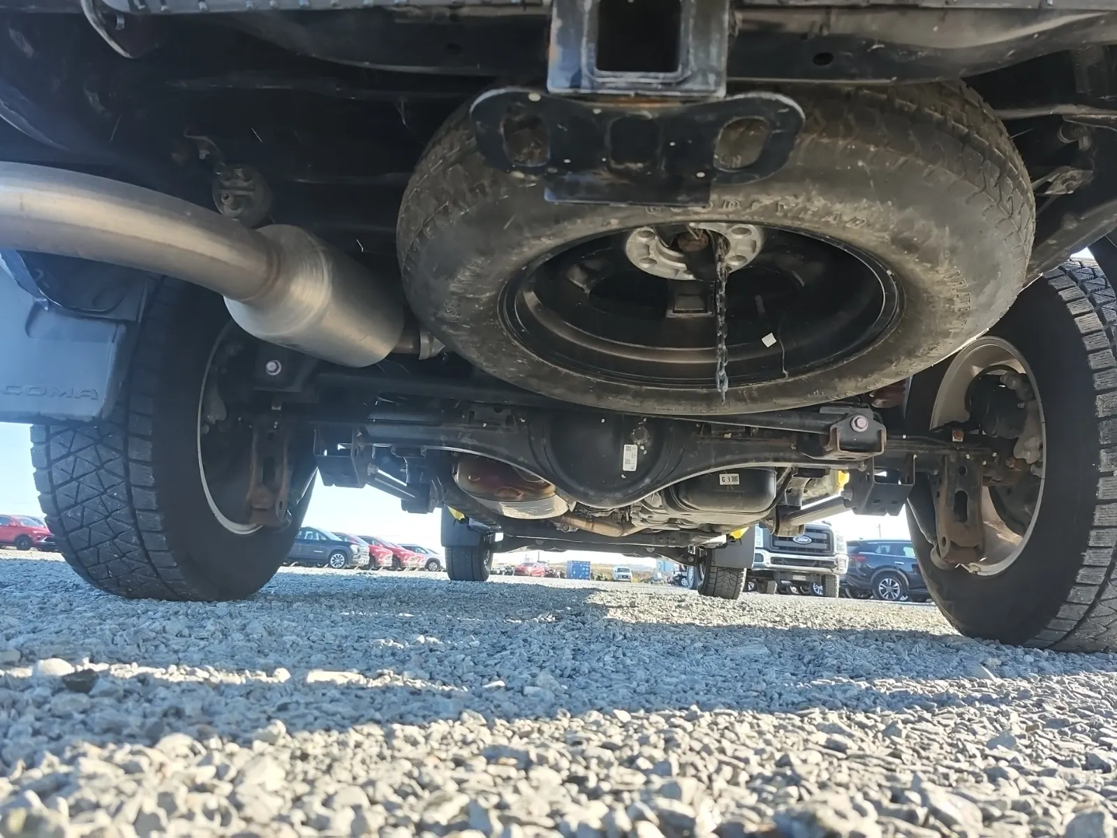Undercarriage - Rear Photo