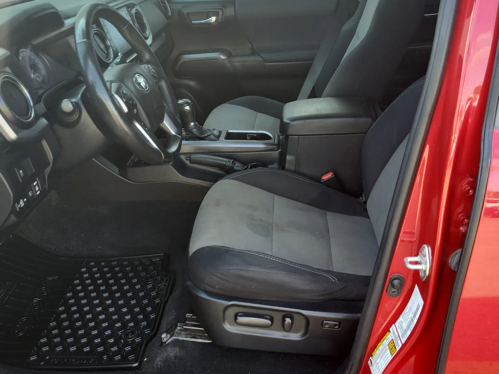 Front Interior Photo