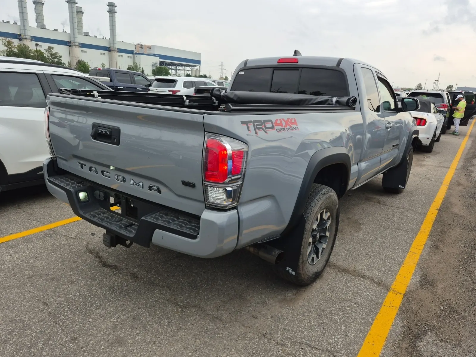 Passenger Rear 3/4 Photo