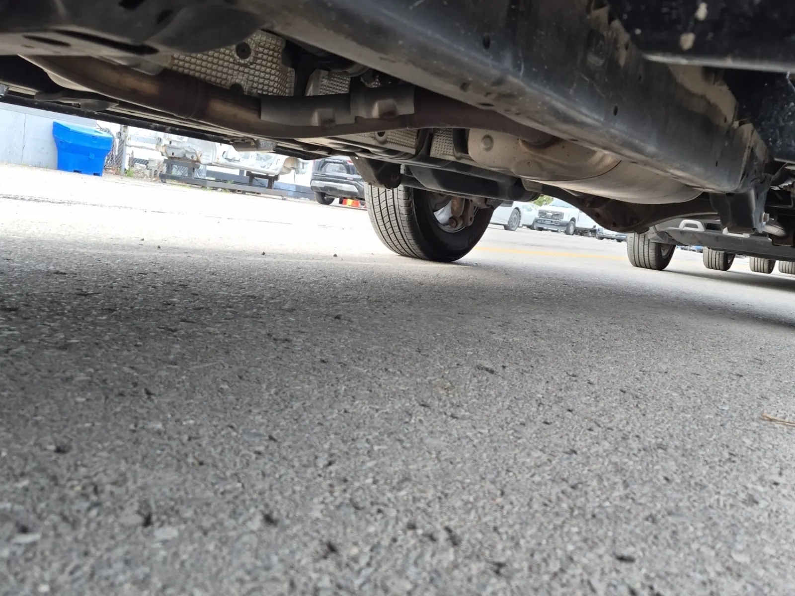 Undercarriage - Driver Photo