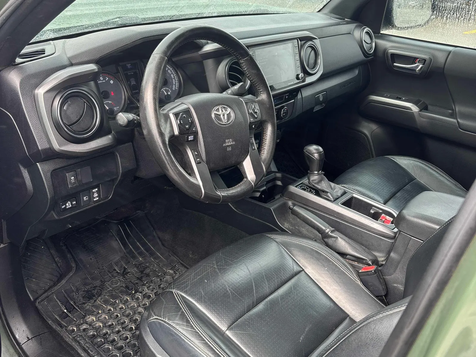 Interior driver side