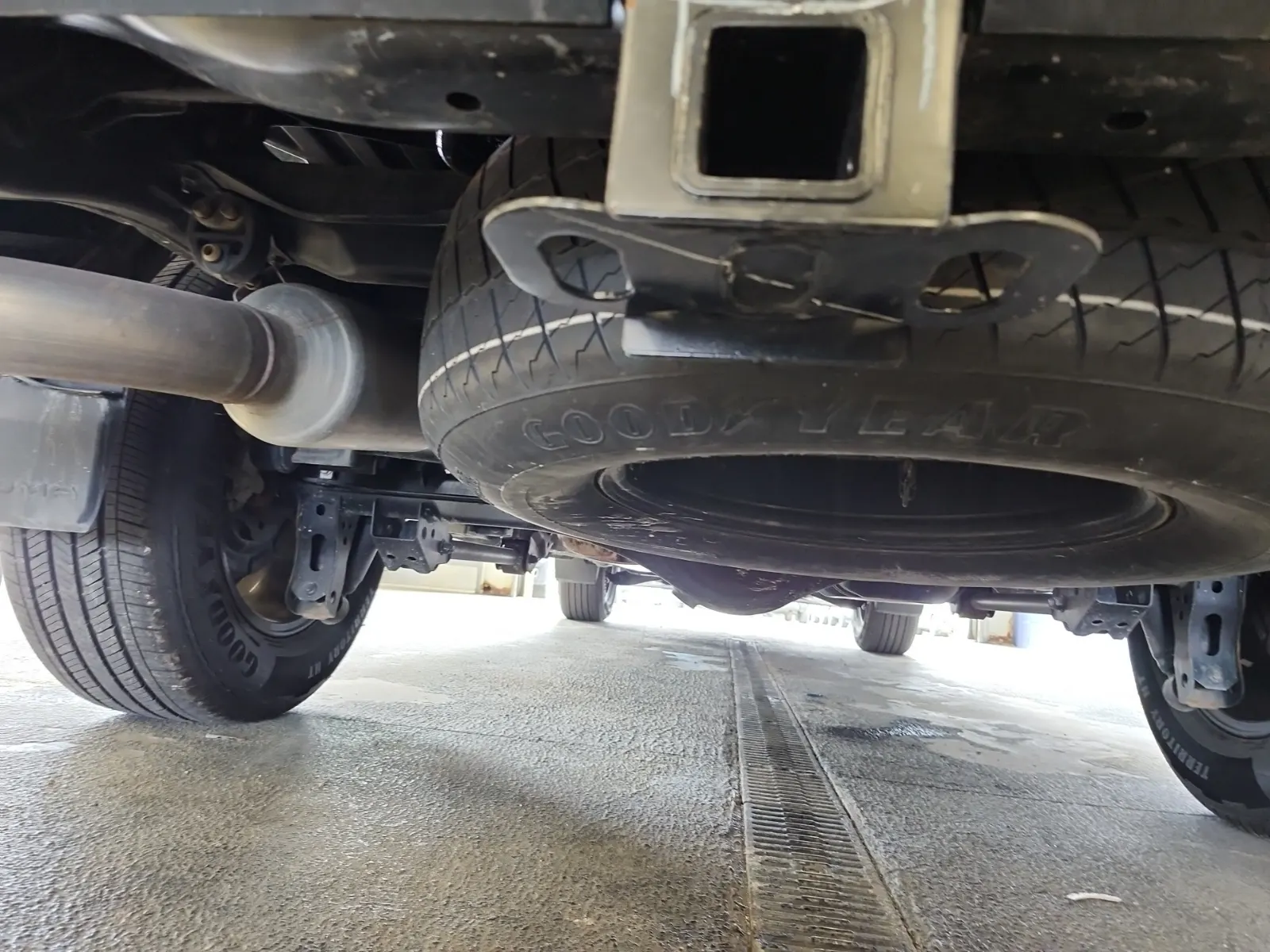 Spare Tire & Wheel Photo