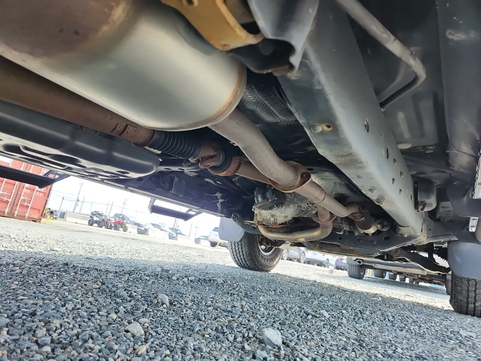 Undercarriage - Passenger Photo