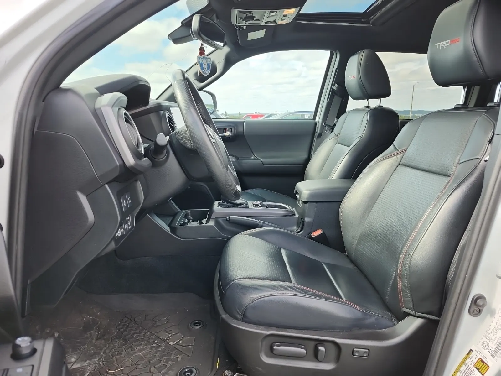 Front Interior Photo