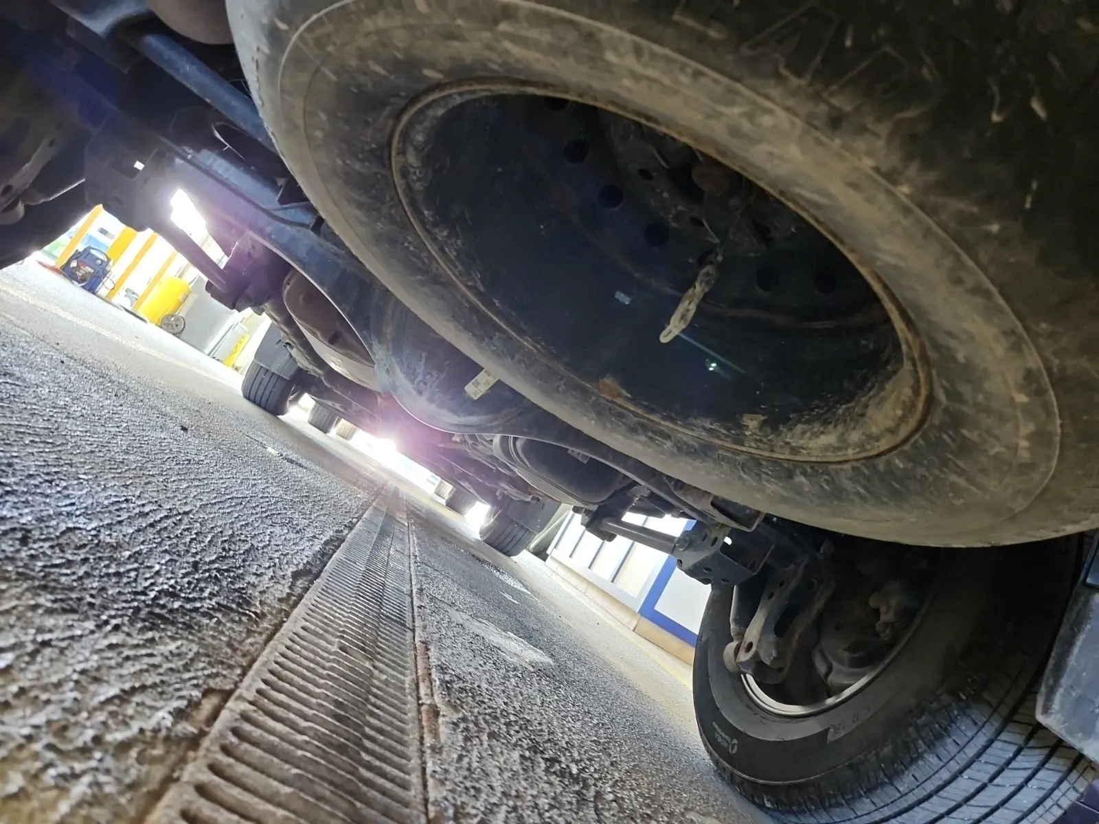 Spare Tire & Wheel Photo