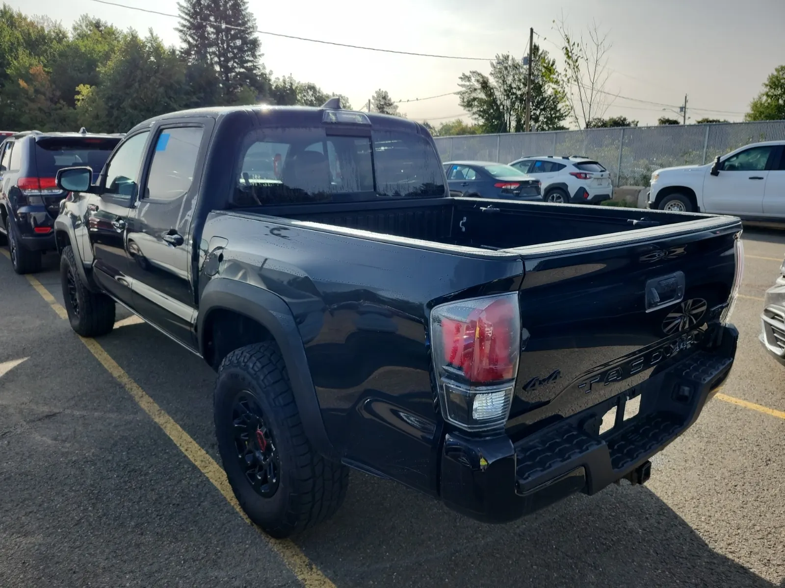 Driver Rear 3/4 Photo
