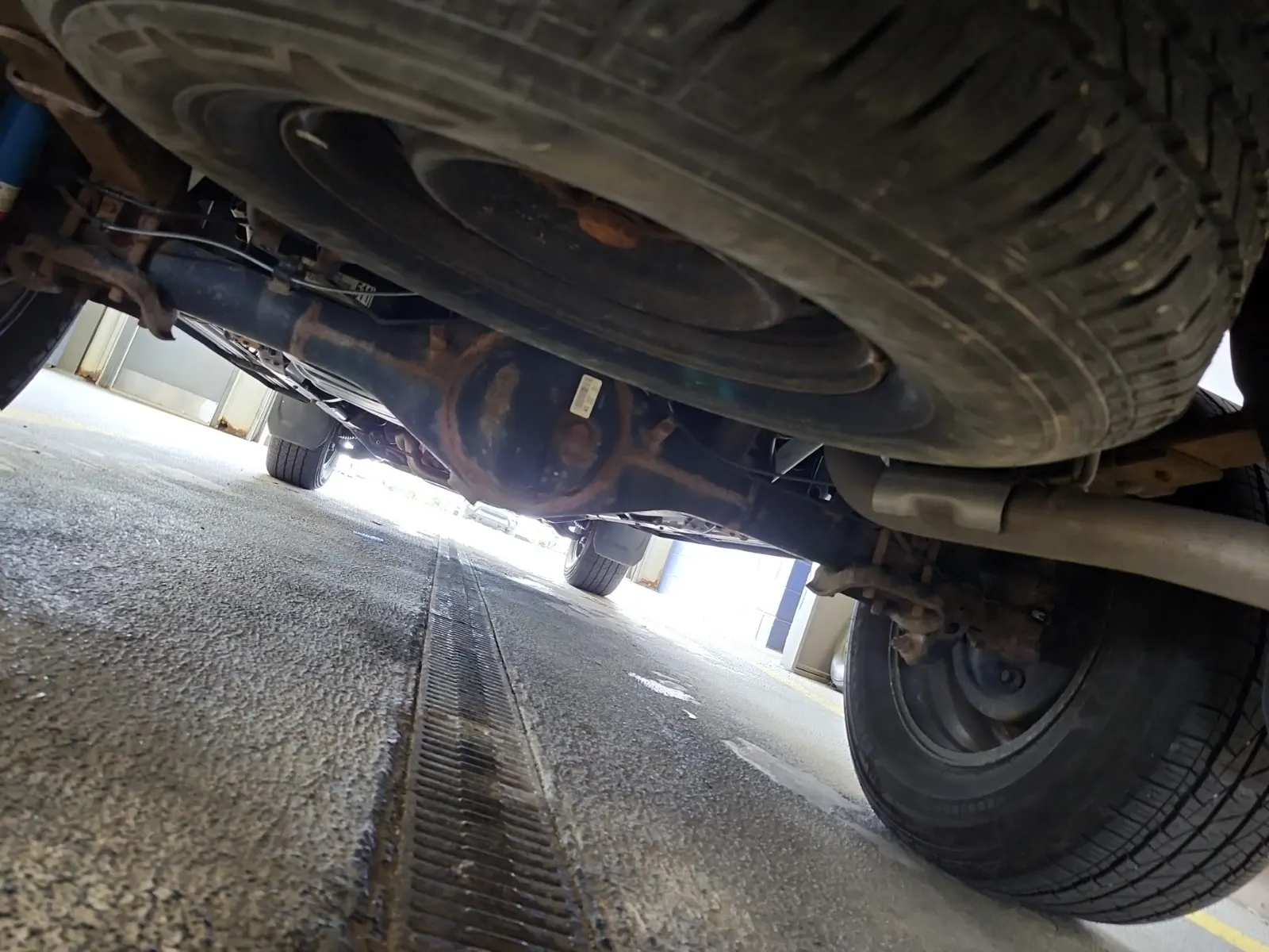 Spare Tire & Wheel Photo