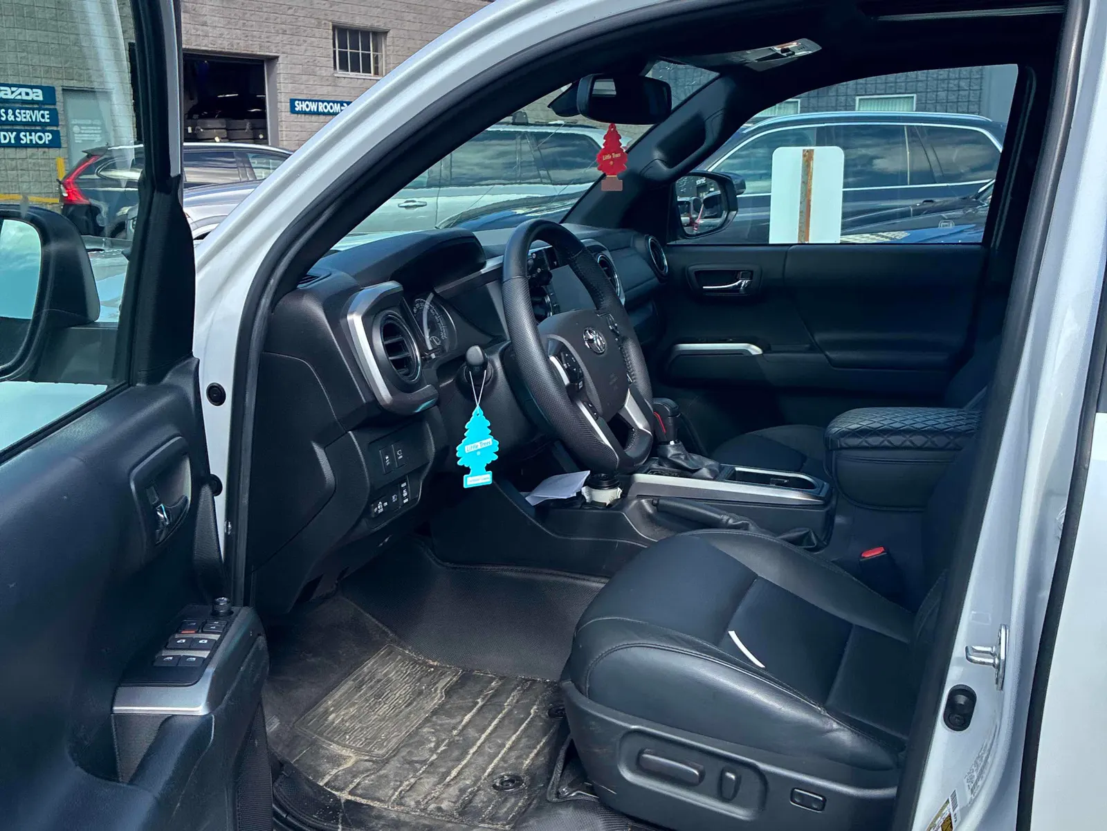 Interior driver side