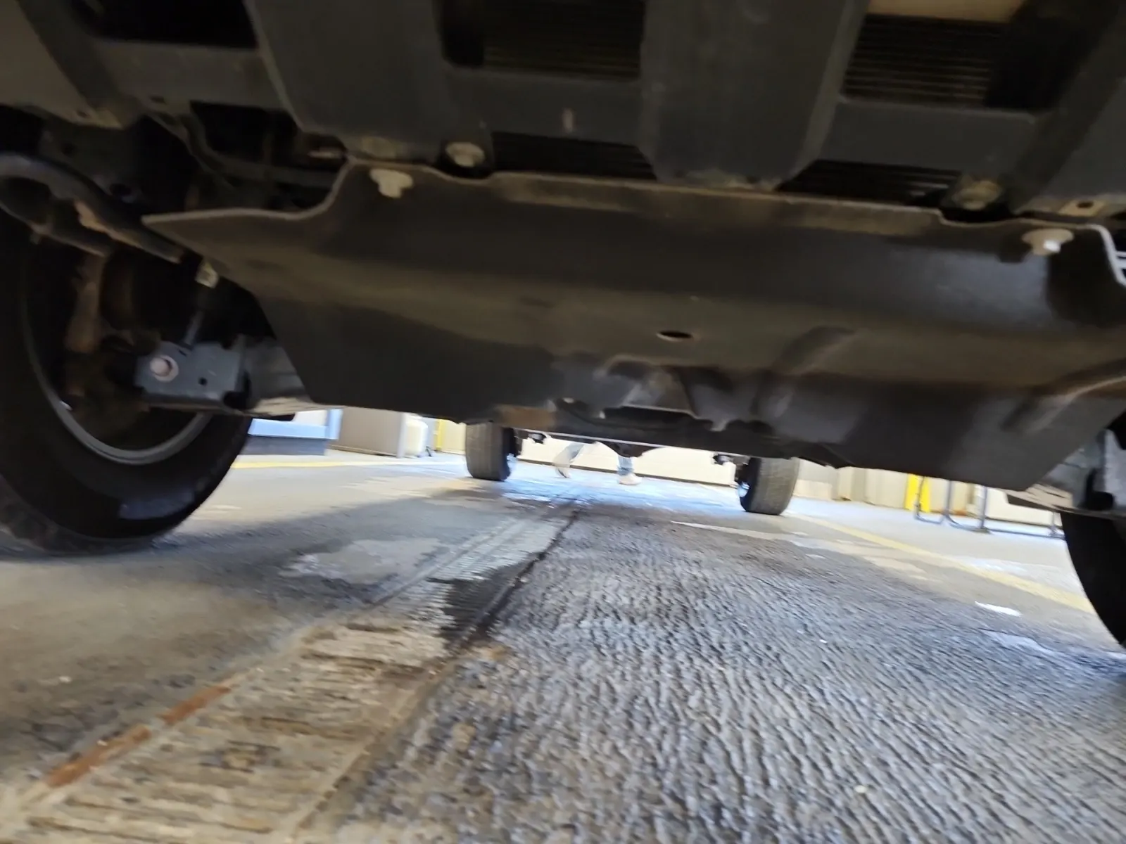 Undercarriage - Front Photo