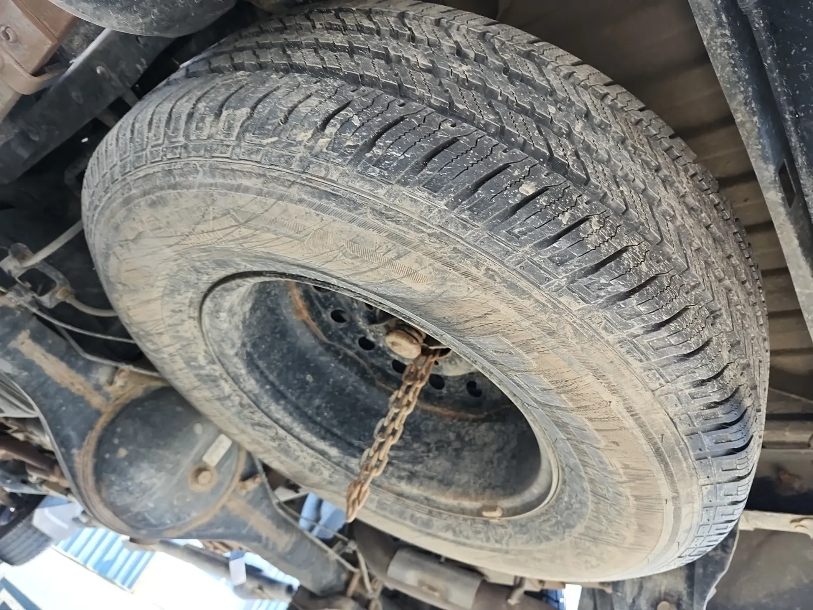 Spare Tire & Wheel Photo