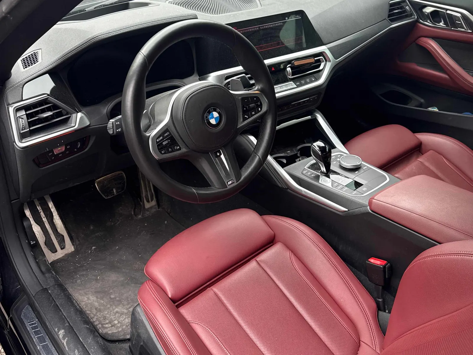 Interior driver side