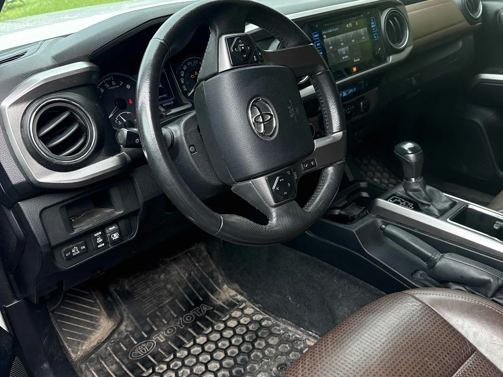 Interior driver side