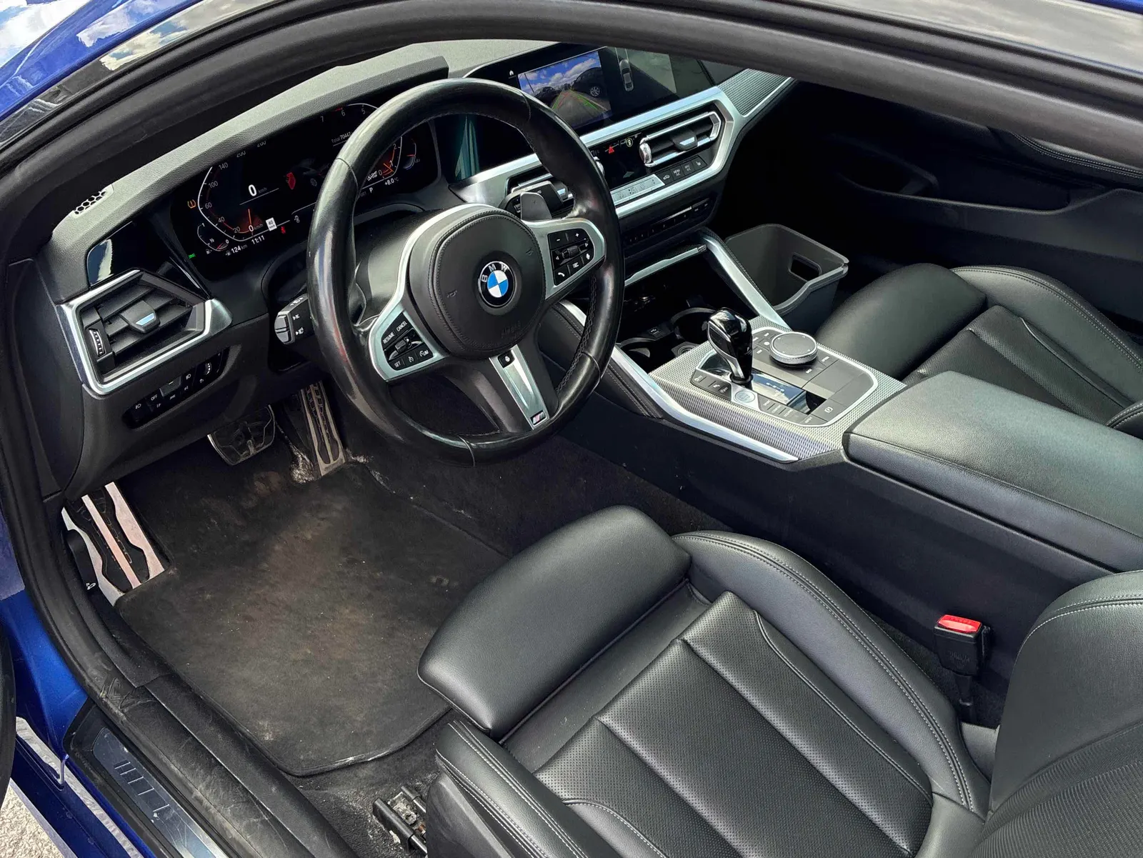 Interior driver side