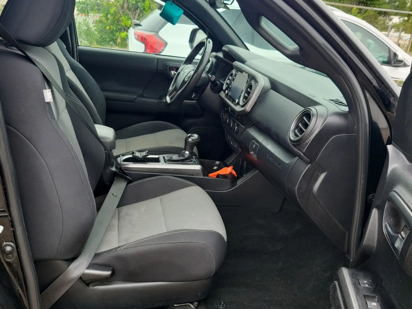 Right Side Interior Photo