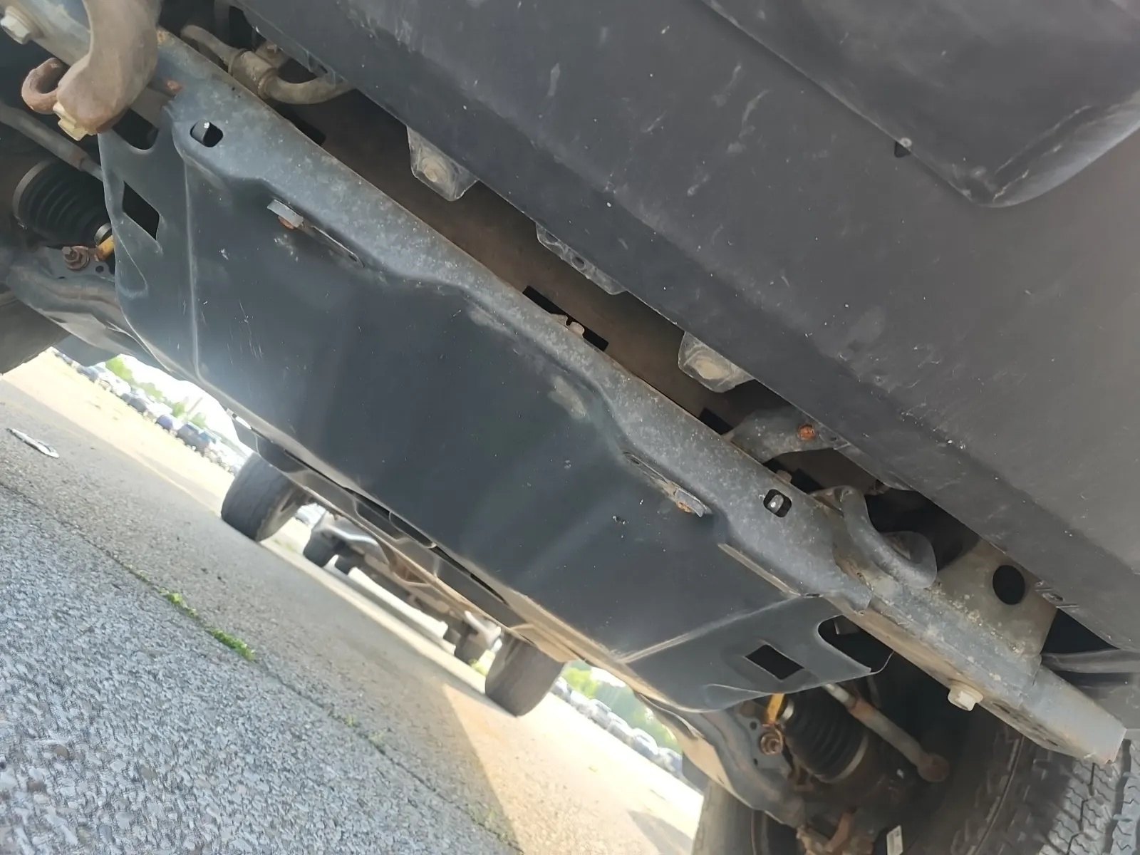 Undercarriage - Front Photo