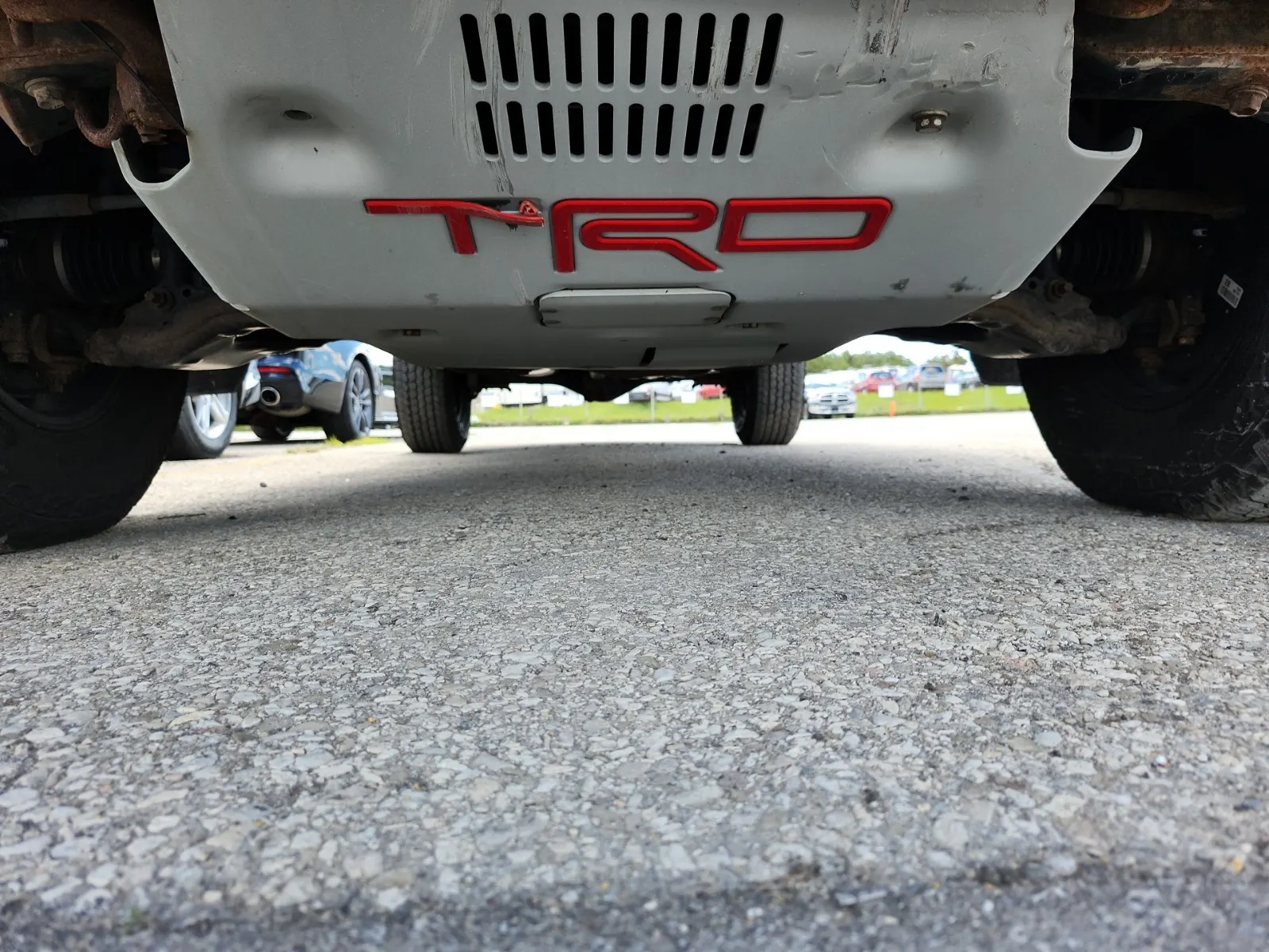 Undercarriage - Front Photo