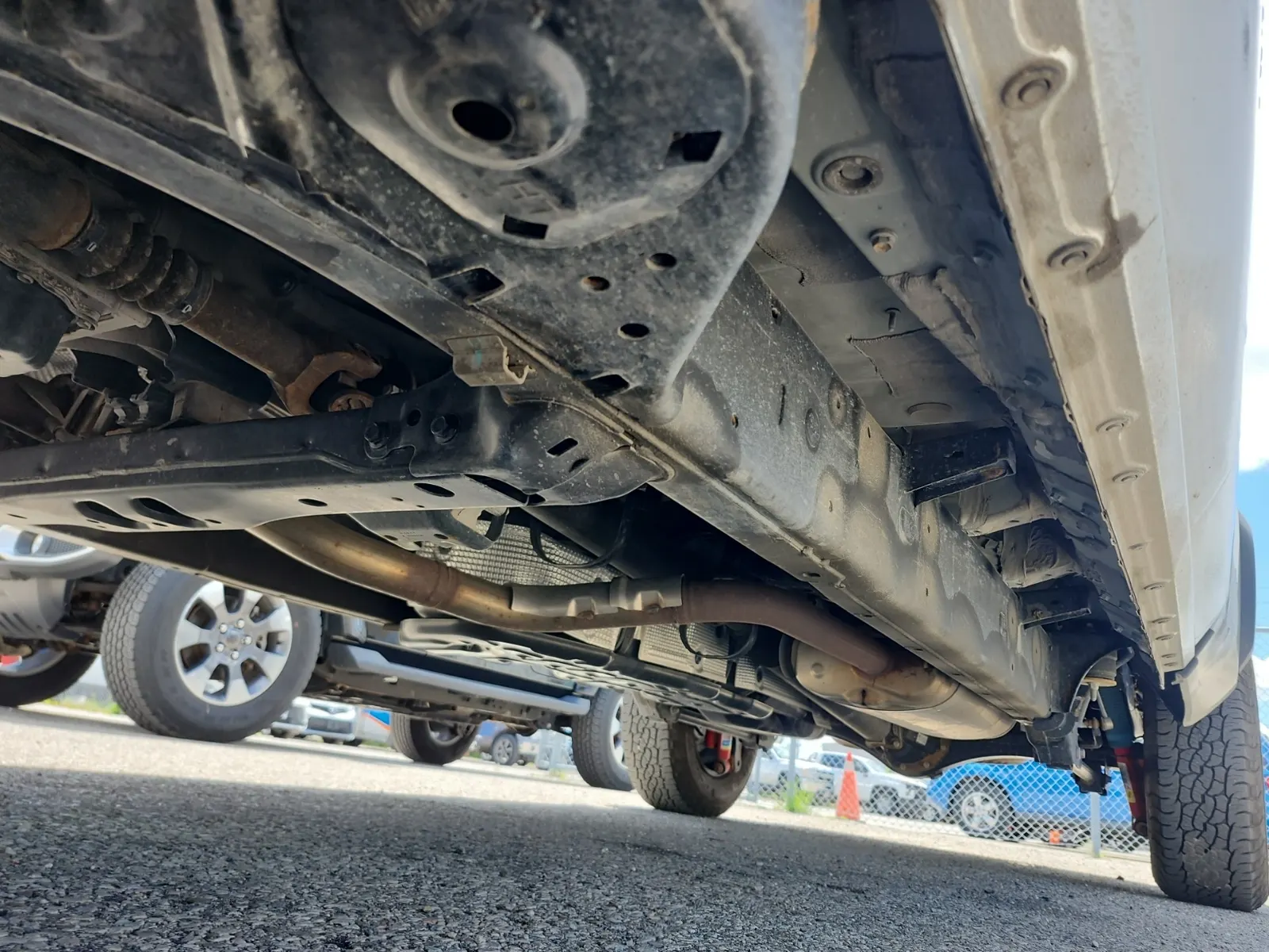 Undercarriage - Driver Photo