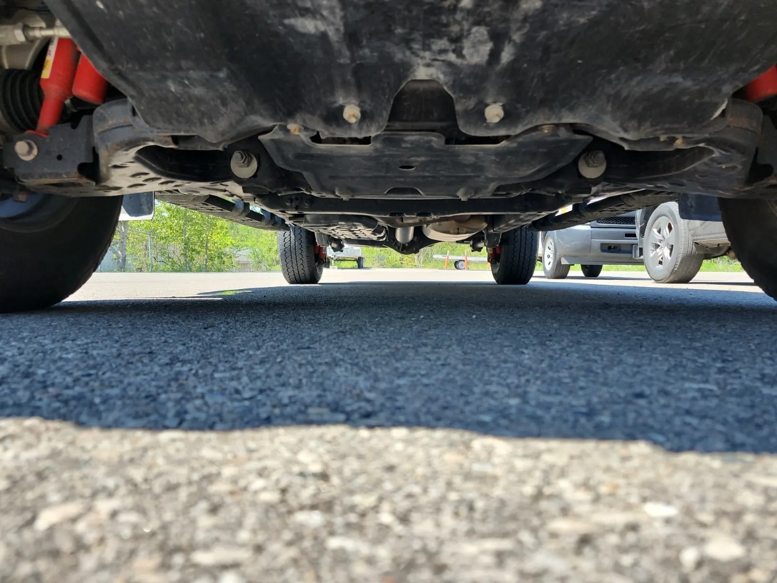 Undercarriage - Front Photo