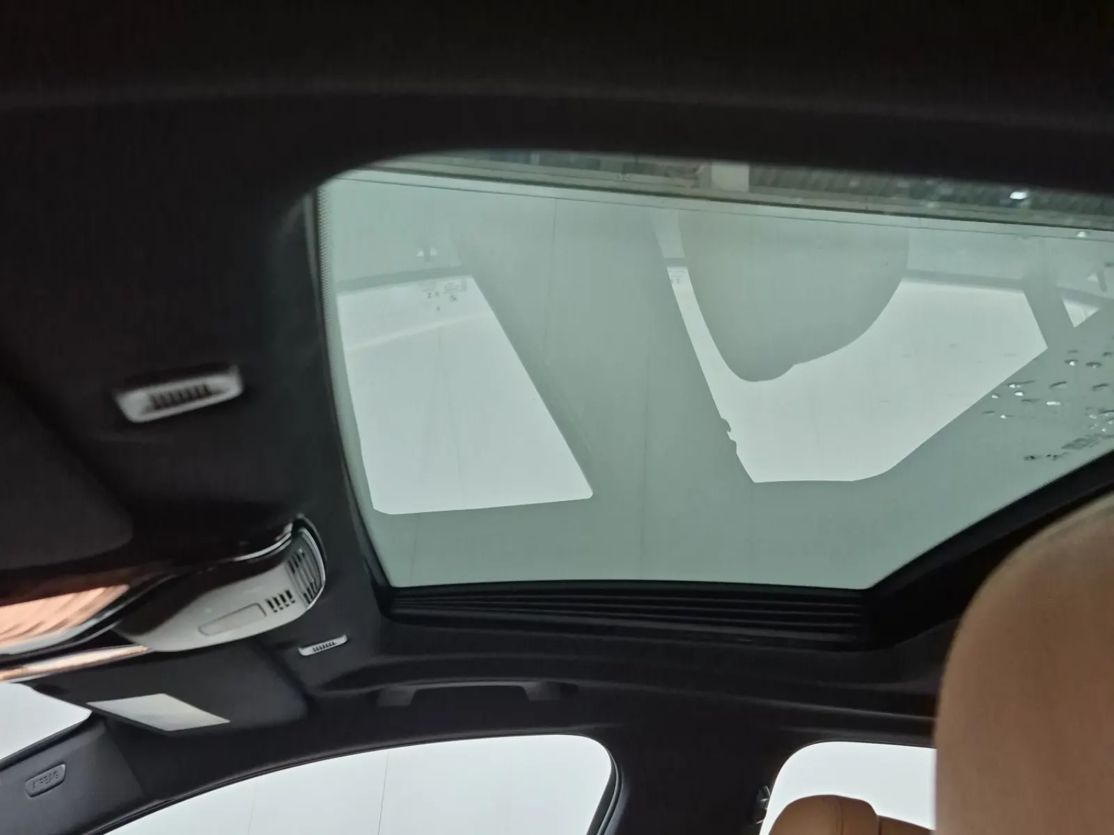 Interior Roof Photo