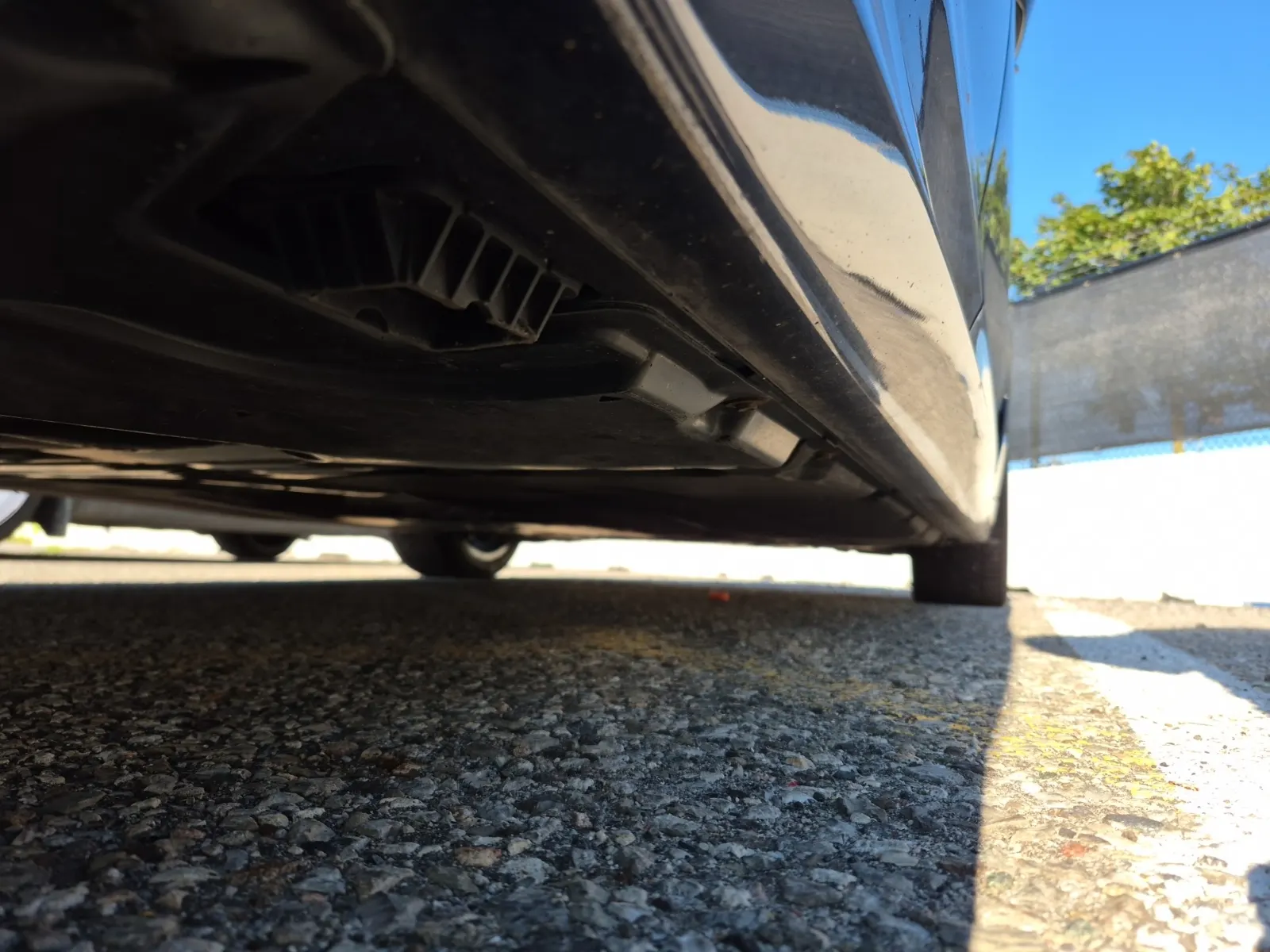 Undercarriage - Passenger Photo