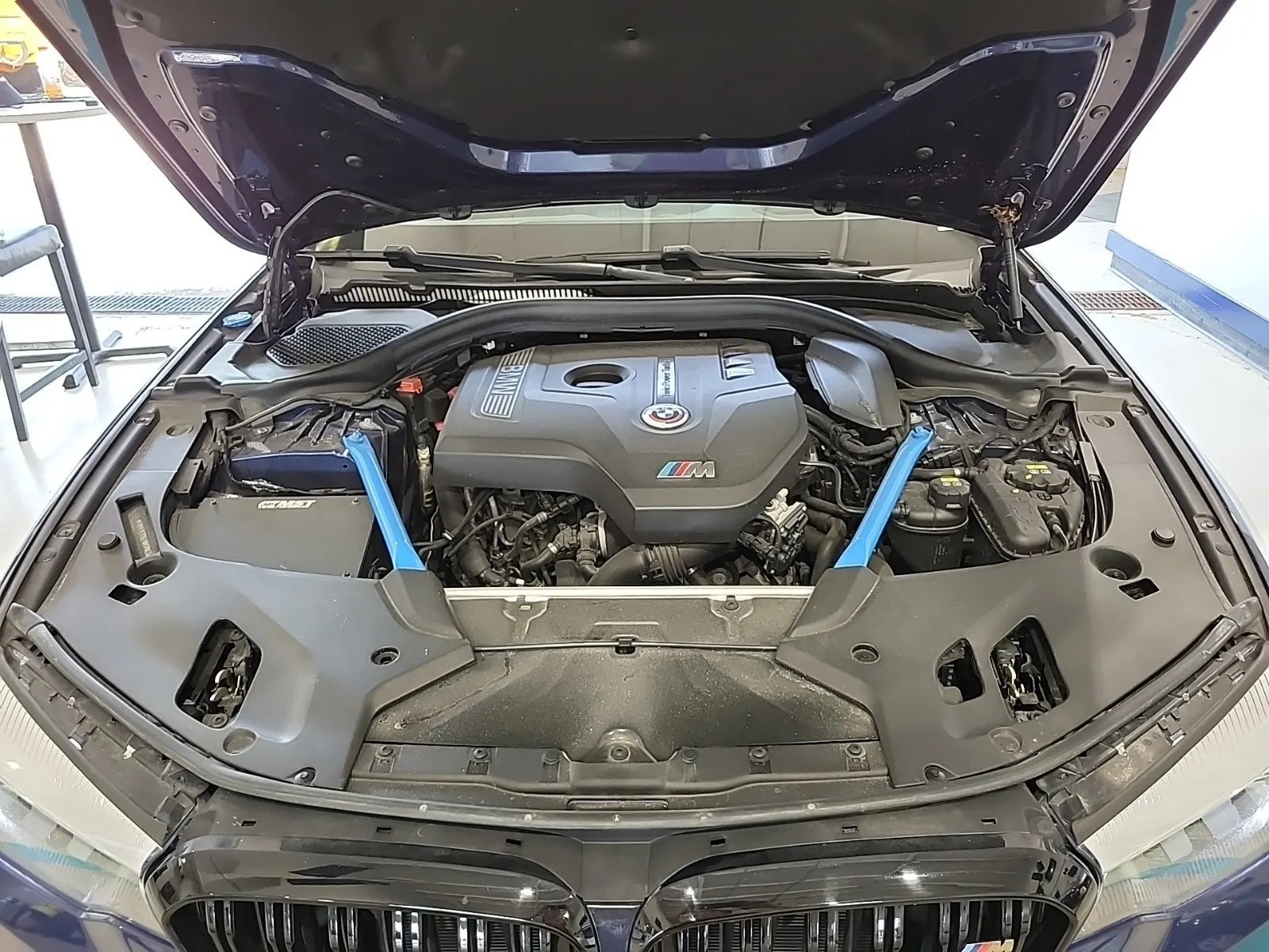Engine Photo