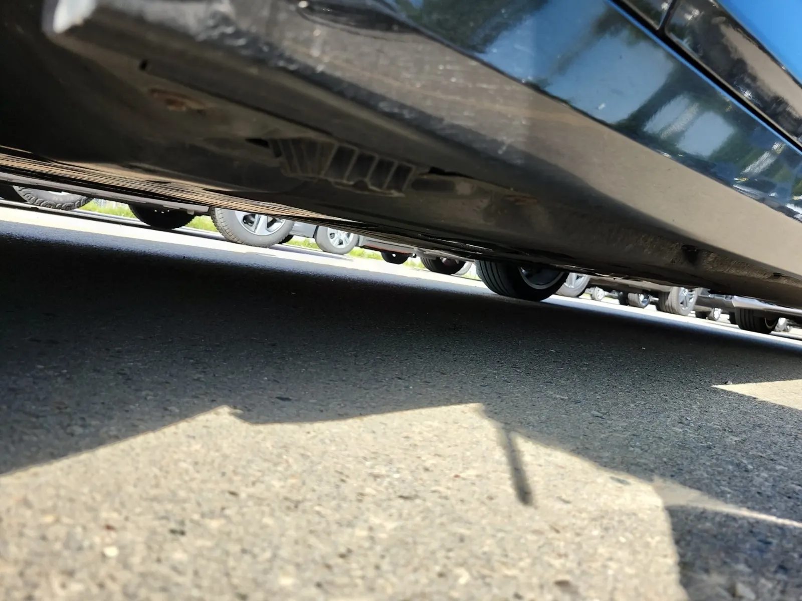 Undercarriage - Driver Photo