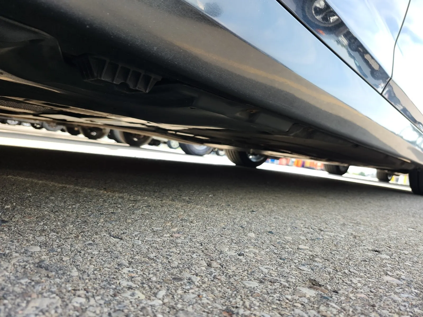 Undercarriage - Passenger Photo