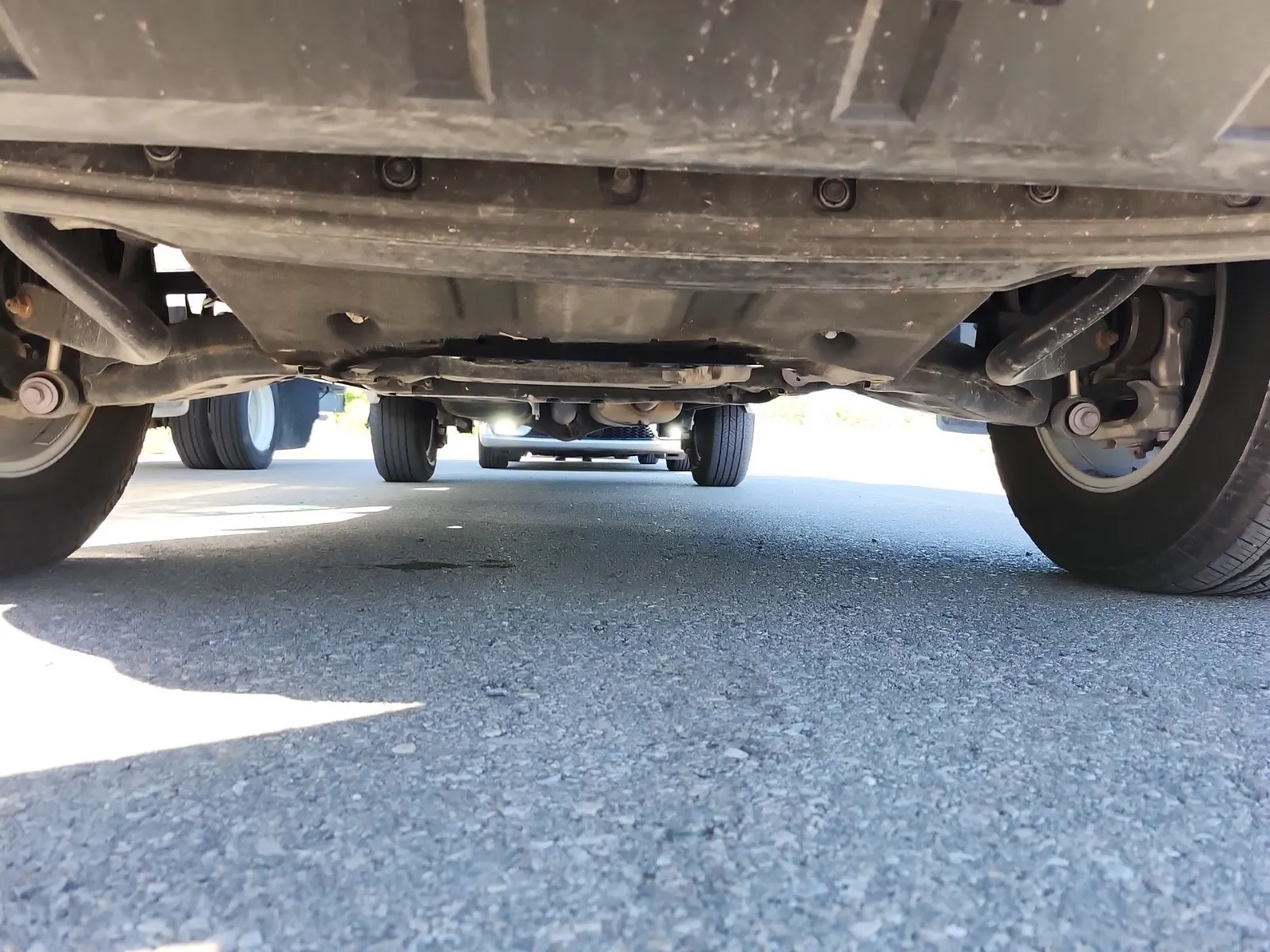 Undercarriage - Front Photo