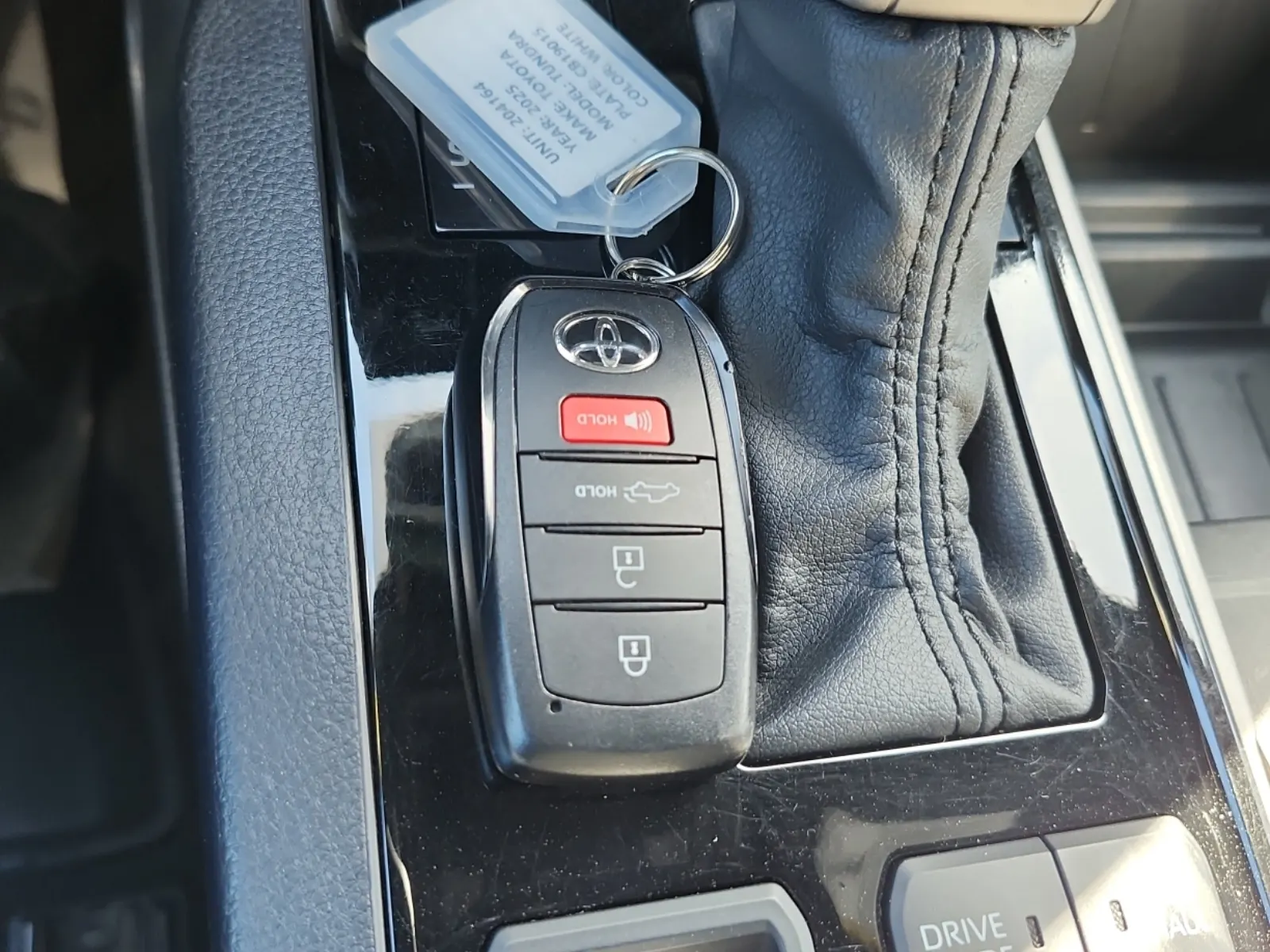 Keys/Fobs/Manual Photo