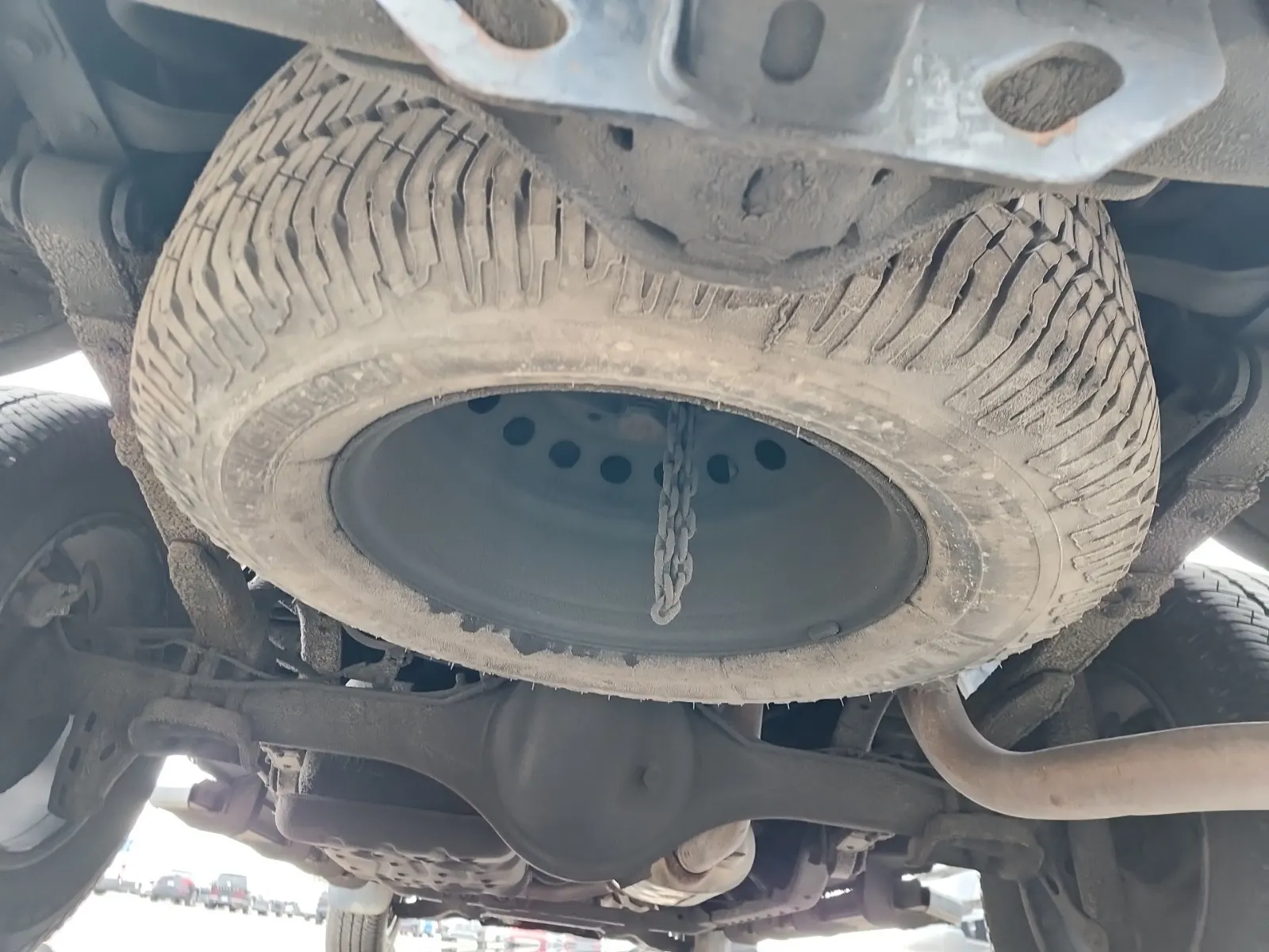 Spare Tire & Wheel Photo