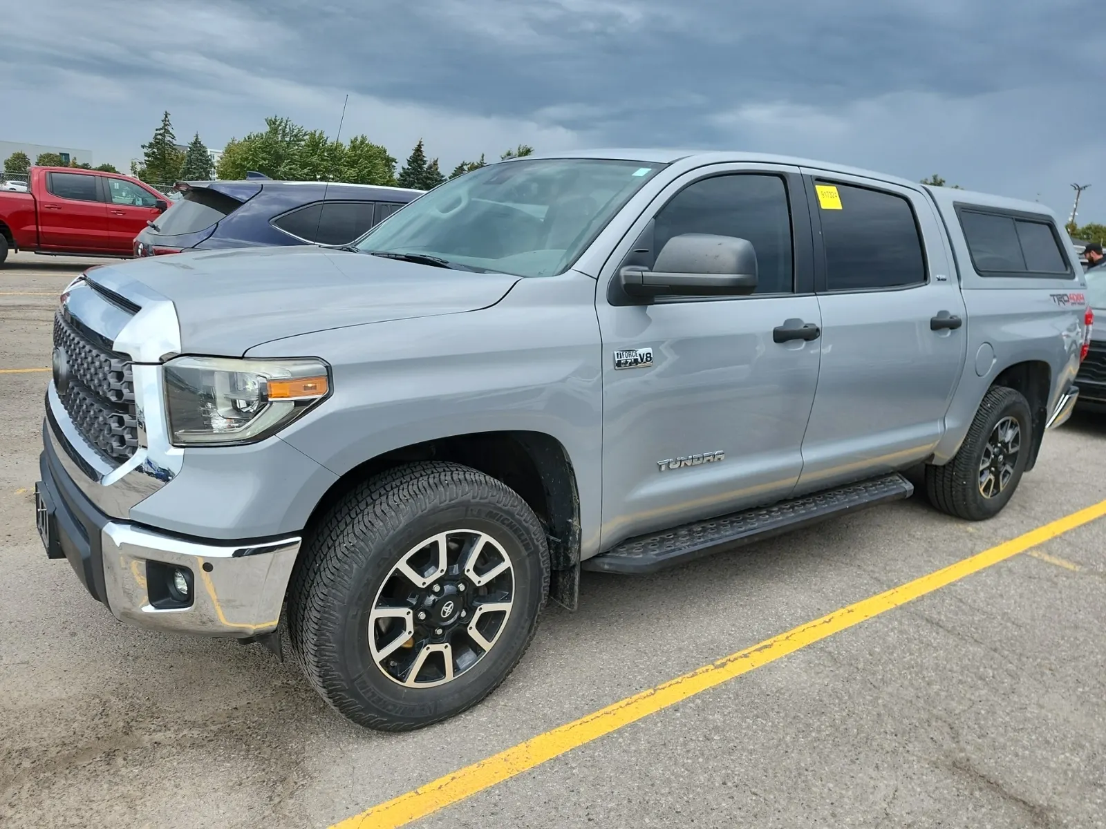 Front driver 3/4 photo