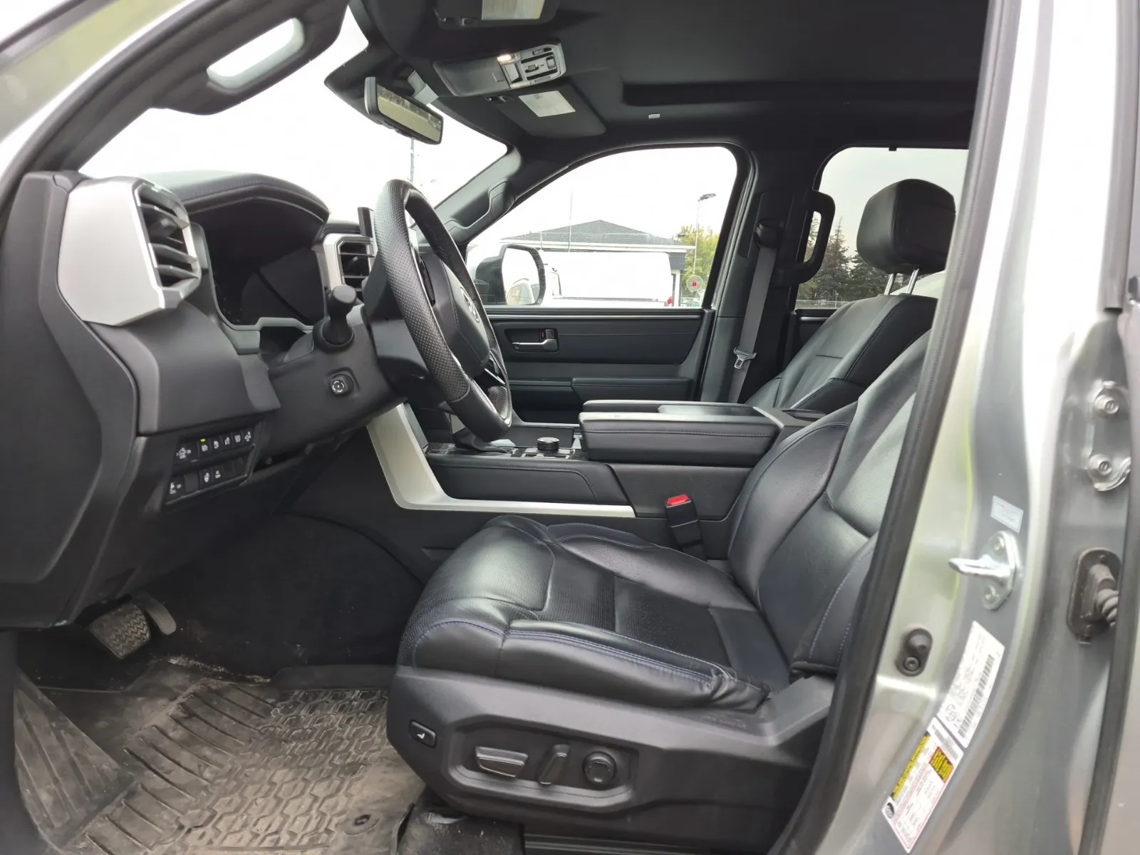 Front Interior Photo