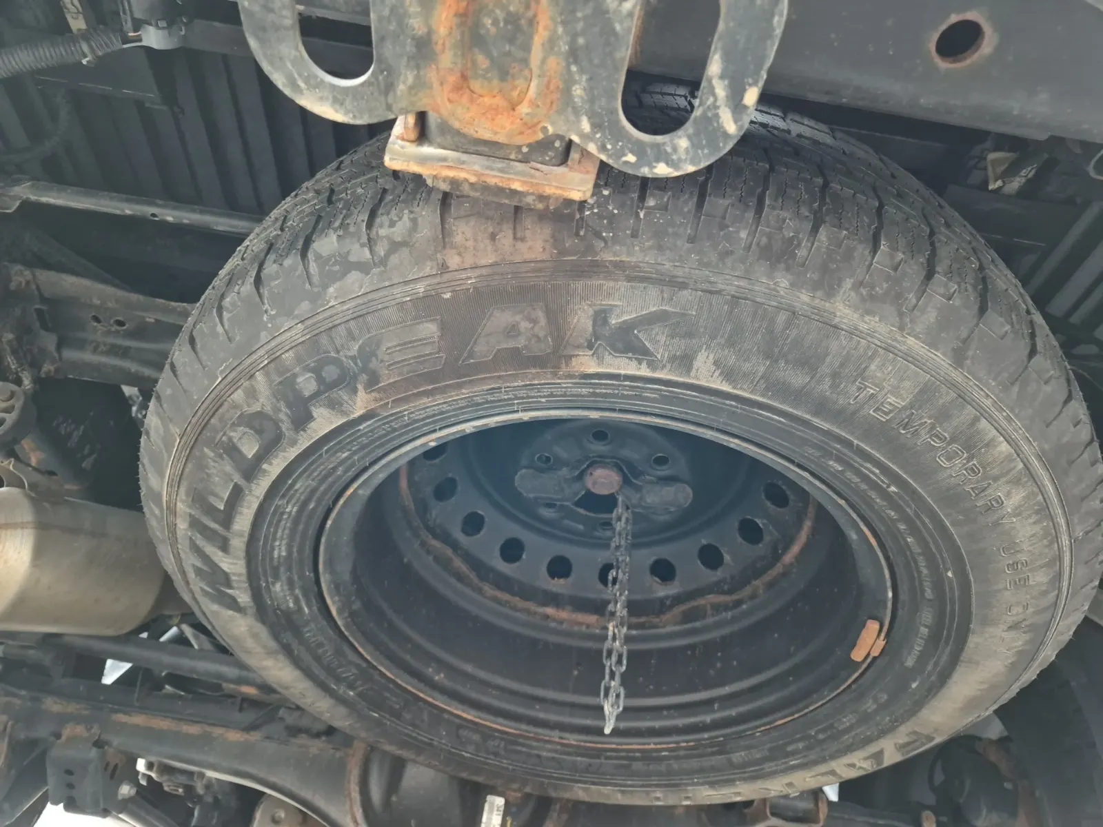 Spare Tire & Wheel Photo