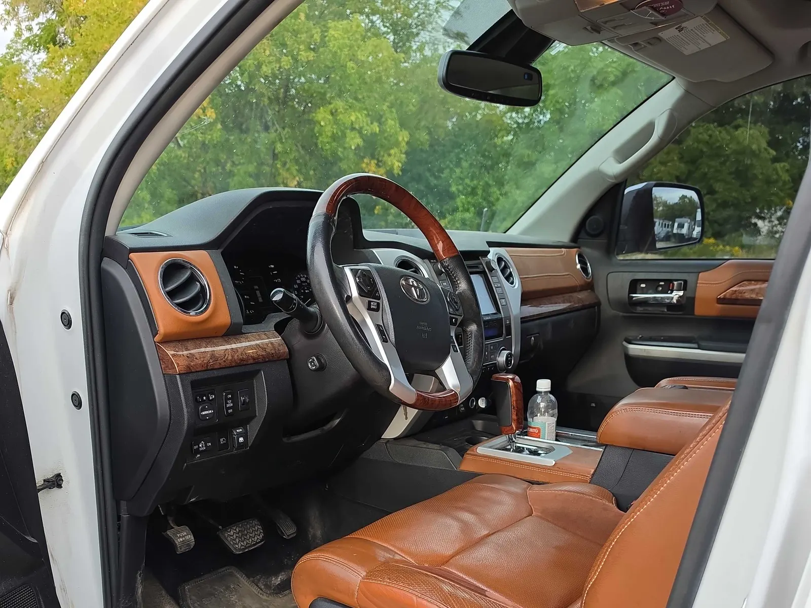 Interior driver side