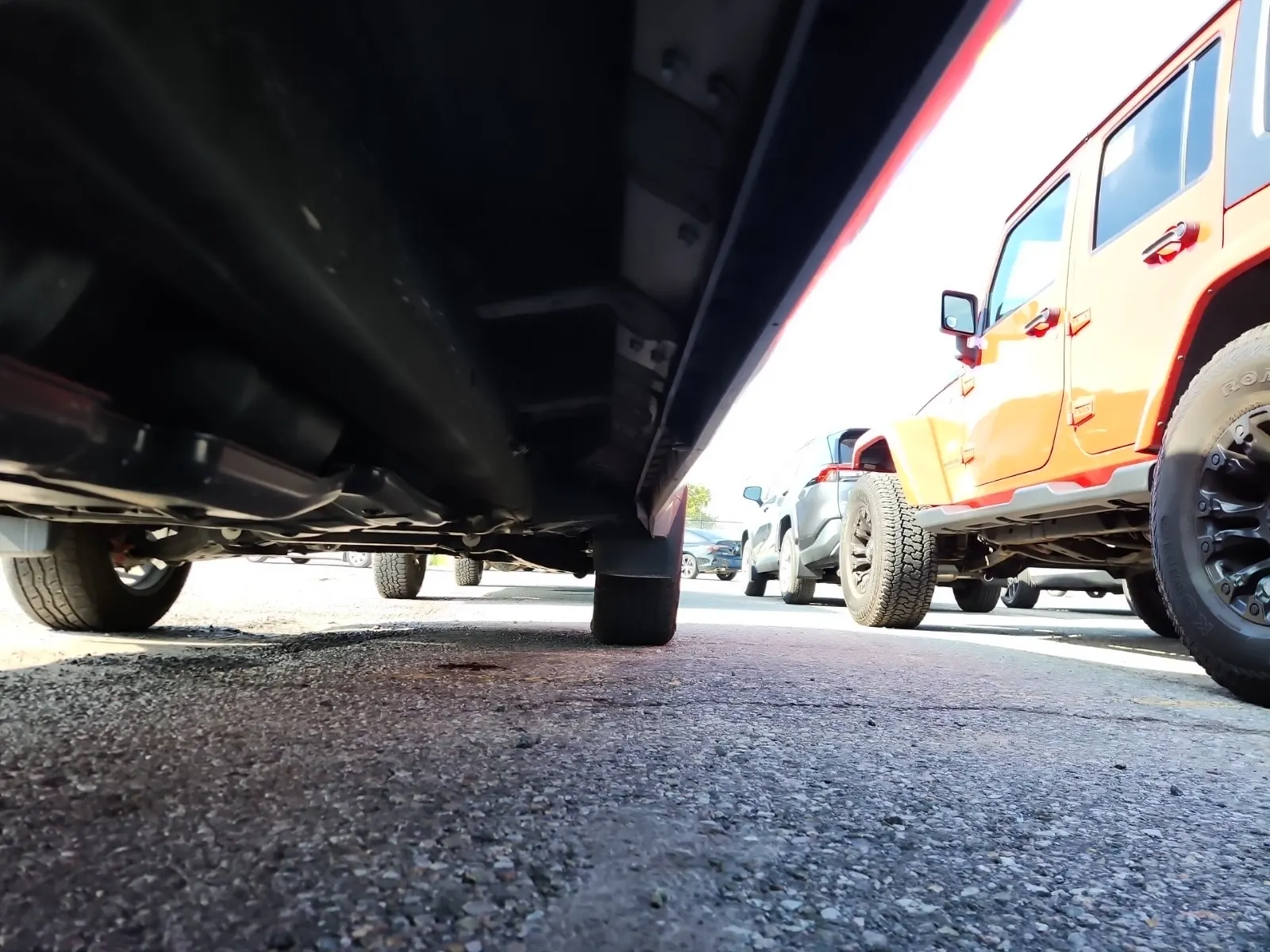 Undercarriage - Passenger Photo