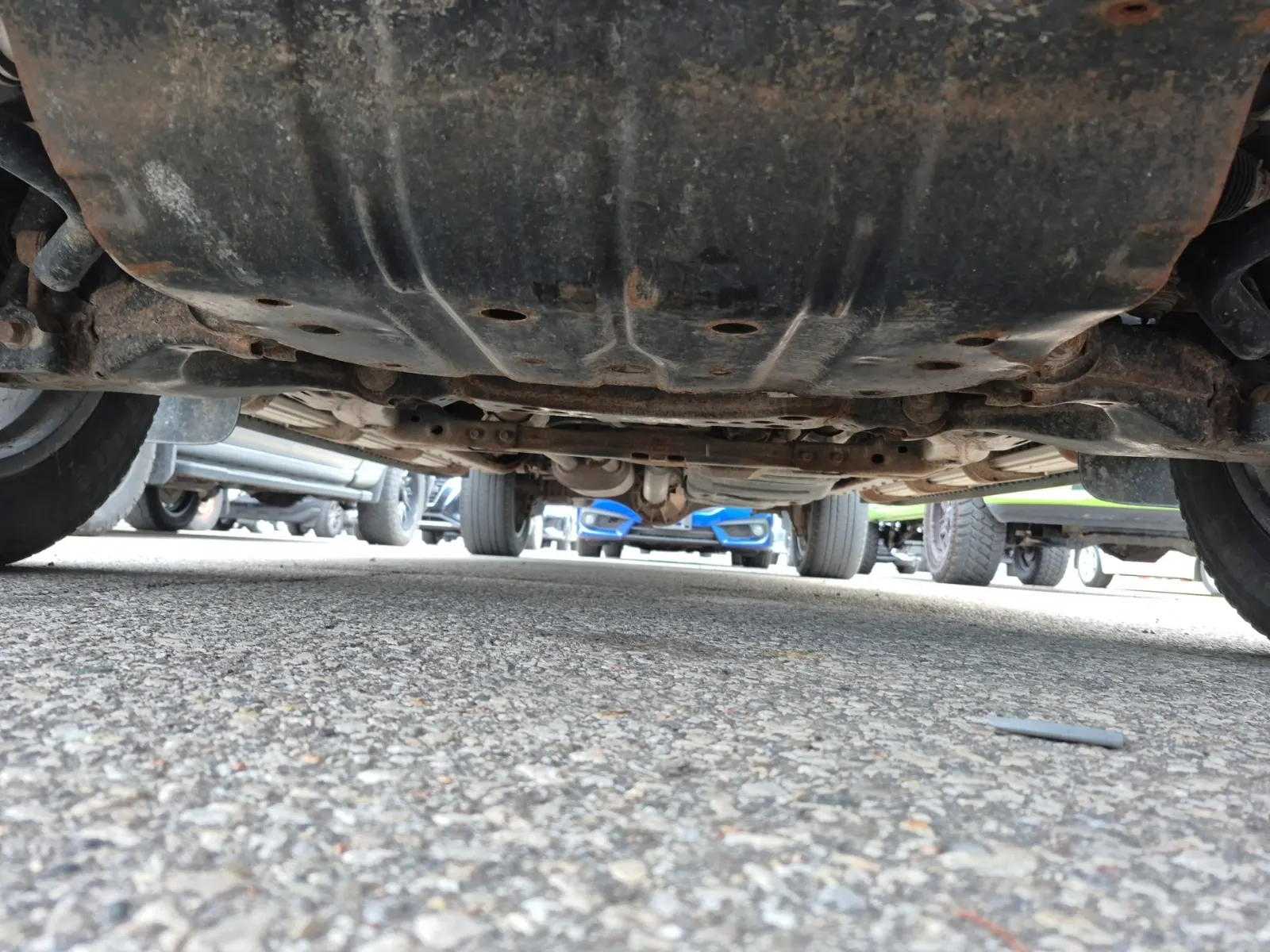 Undercarriage - Front Photo