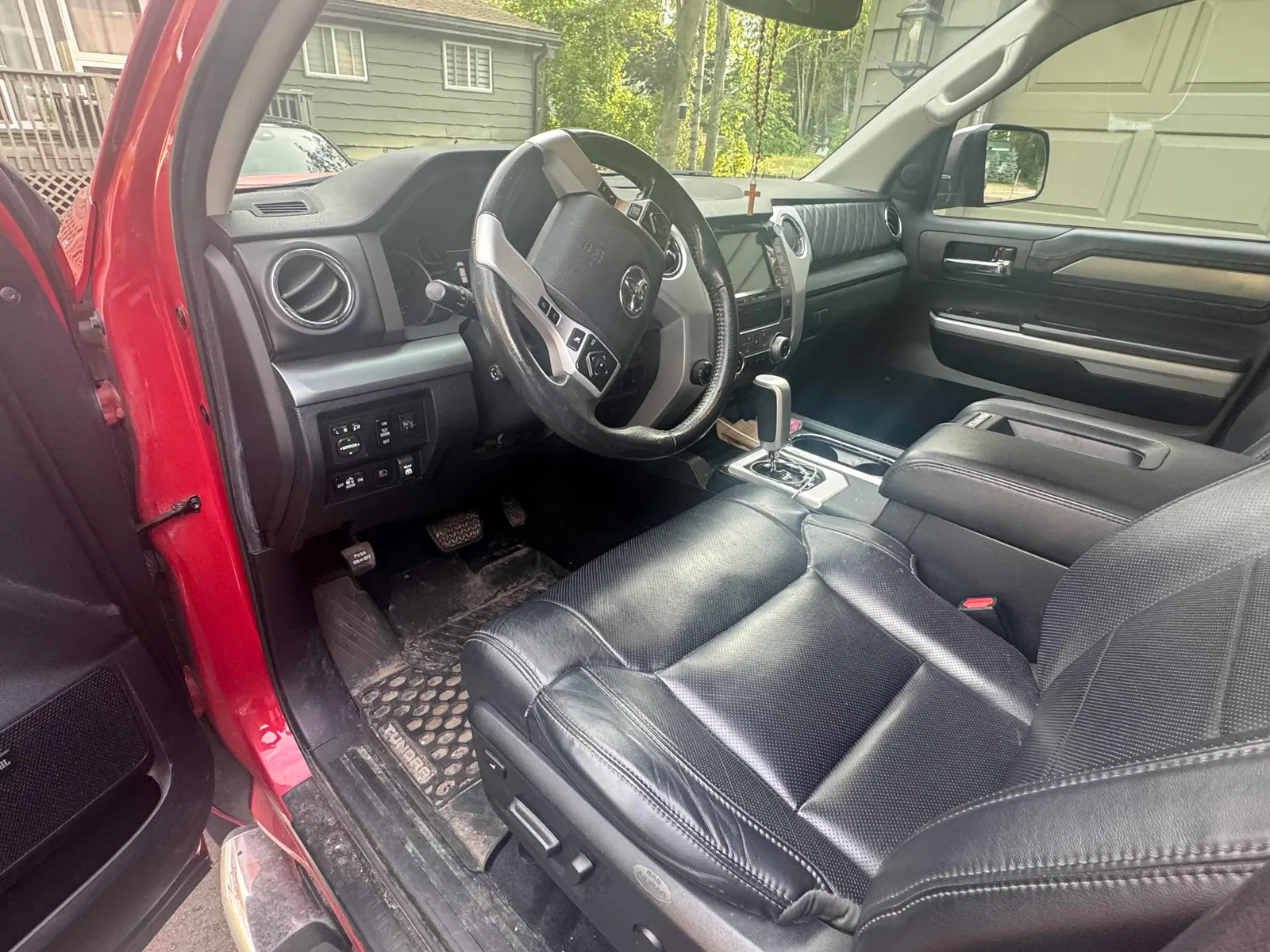 Interior driver side