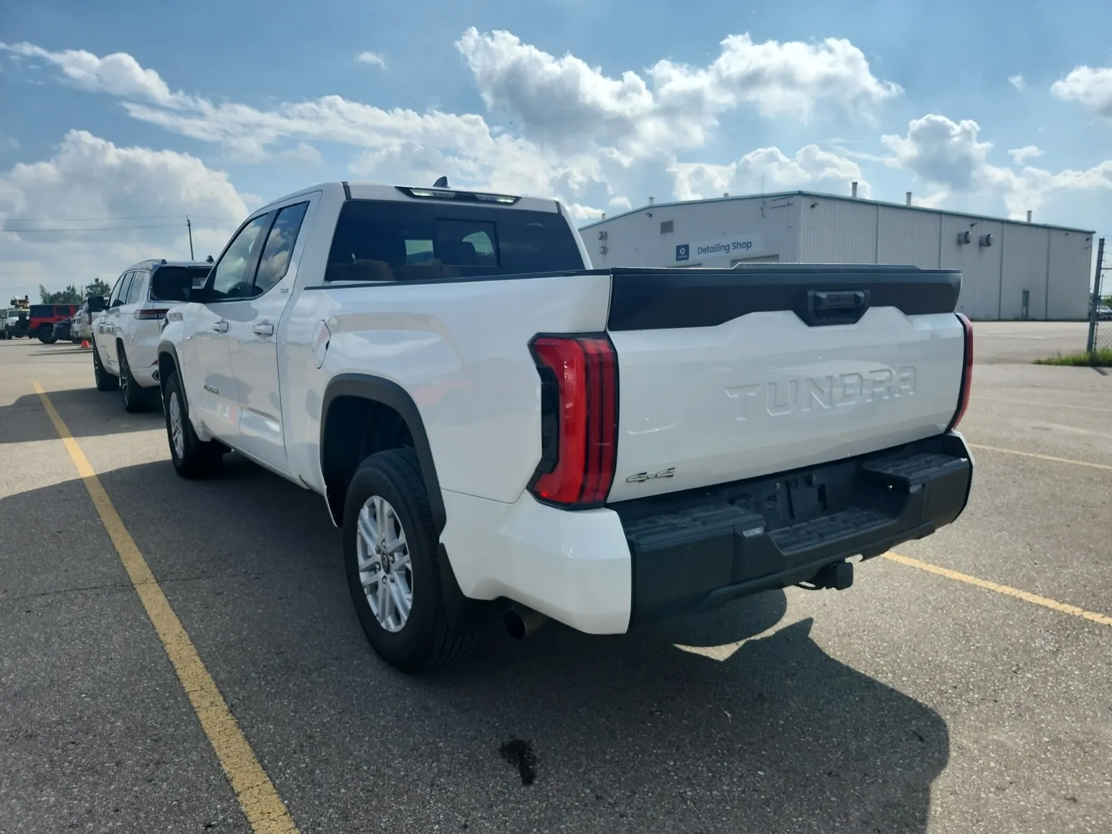 Driver Rear 3/4 Photo