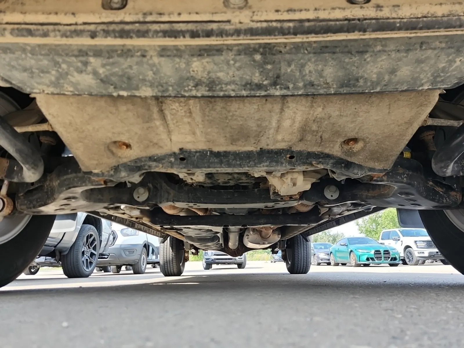Undercarriage - Front Photo