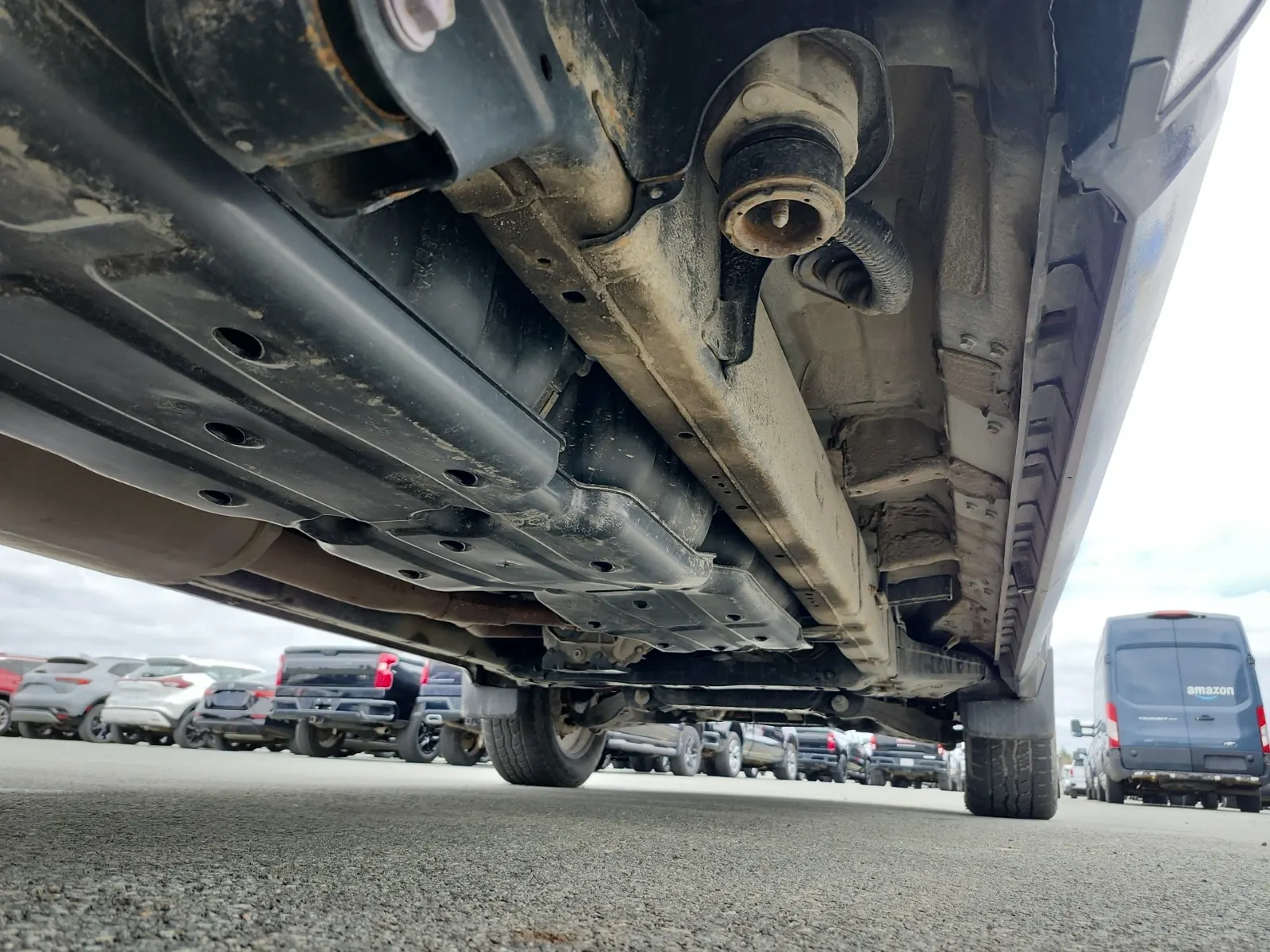 Undercarriage - Passenger Photo