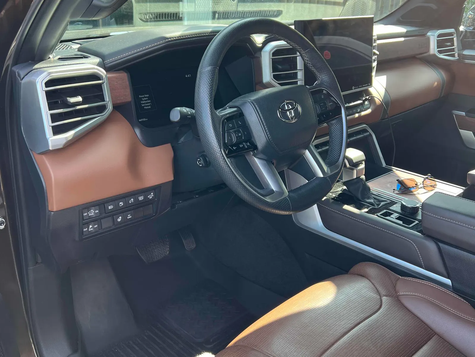Interior driver side