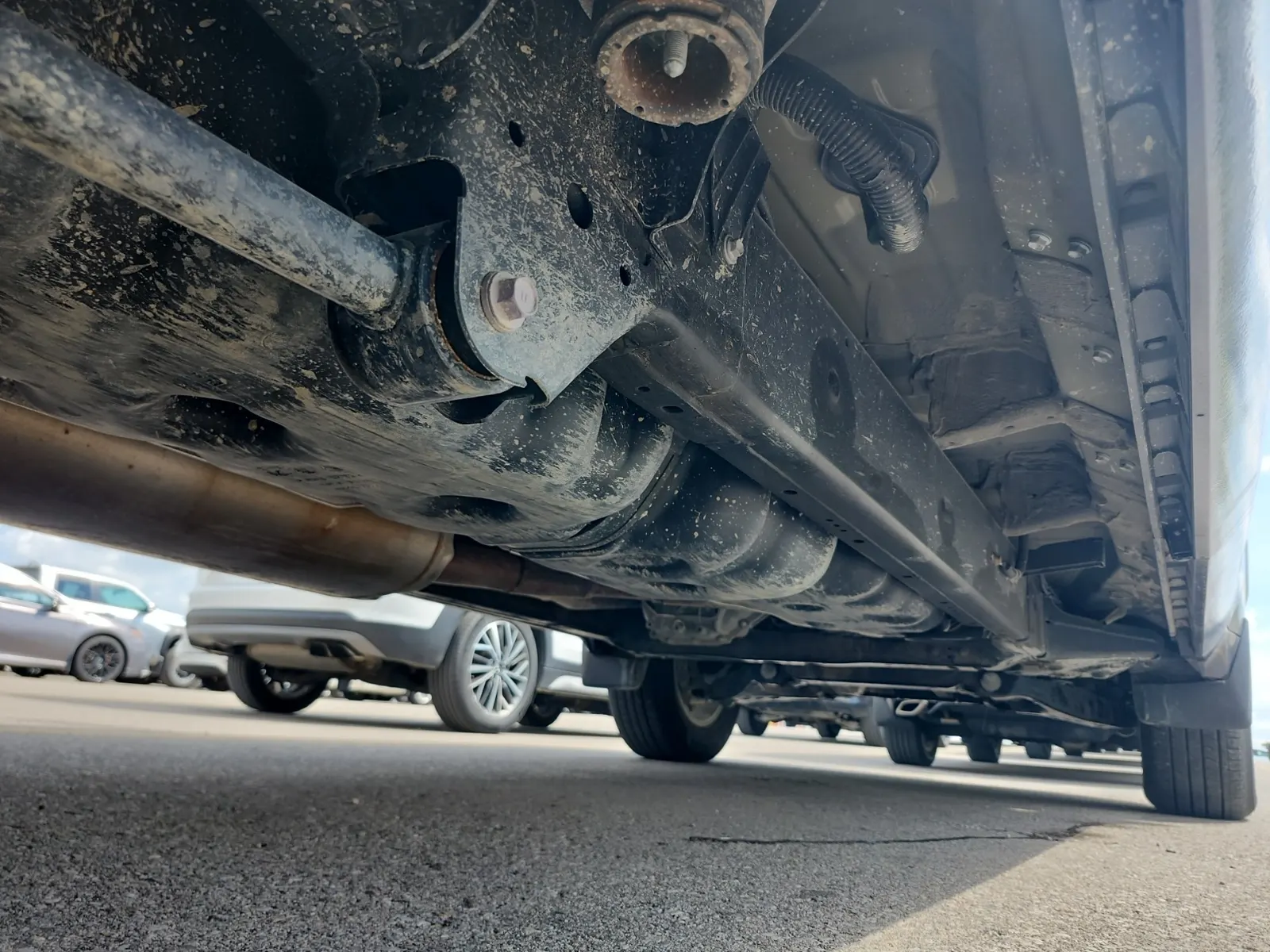 Undercarriage - Passenger Photo