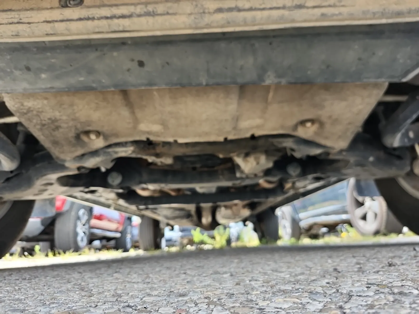 Undercarriage - Front Photo