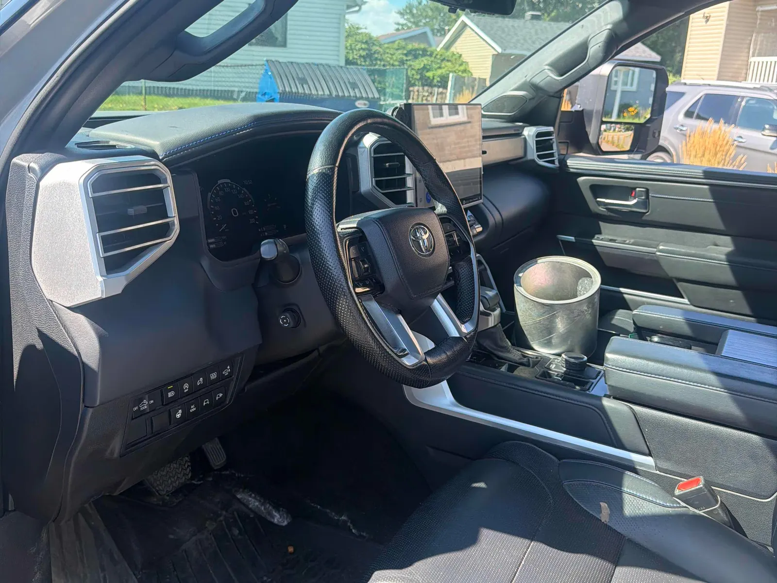 Interior driver side