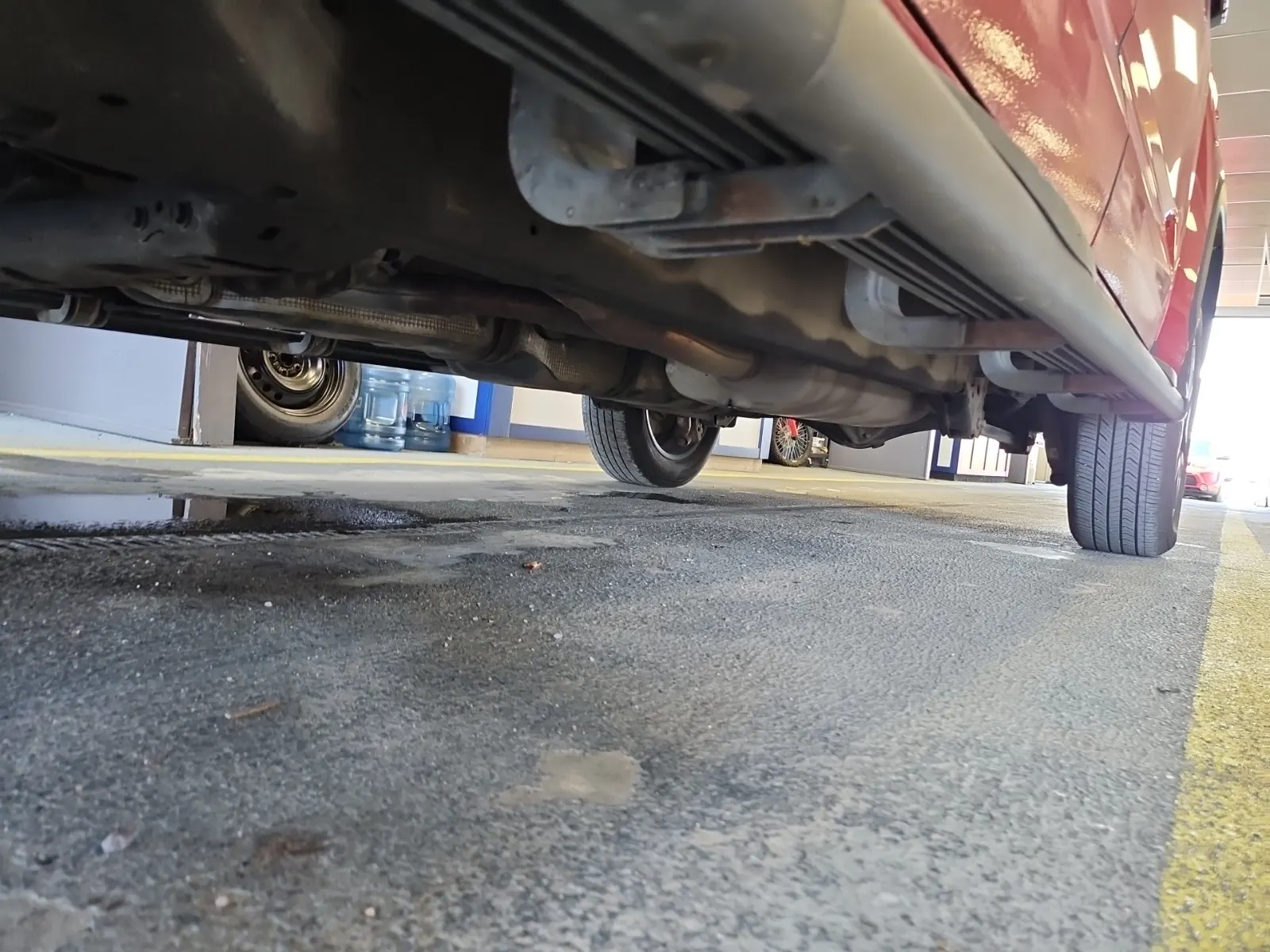 Undercarriage - Driver Photo