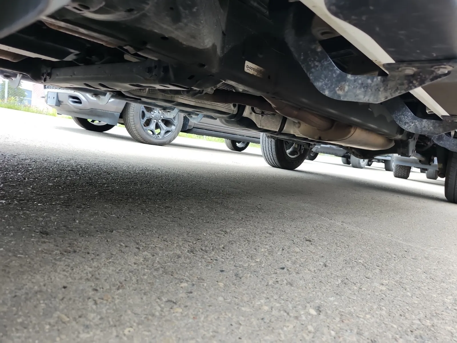 Undercarriage - Driver Photo