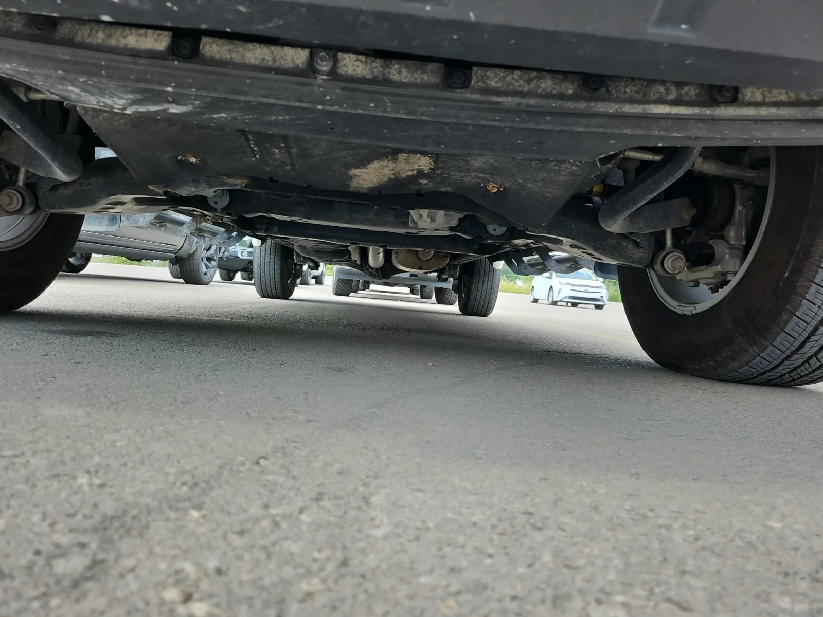 Undercarriage - Front Photo