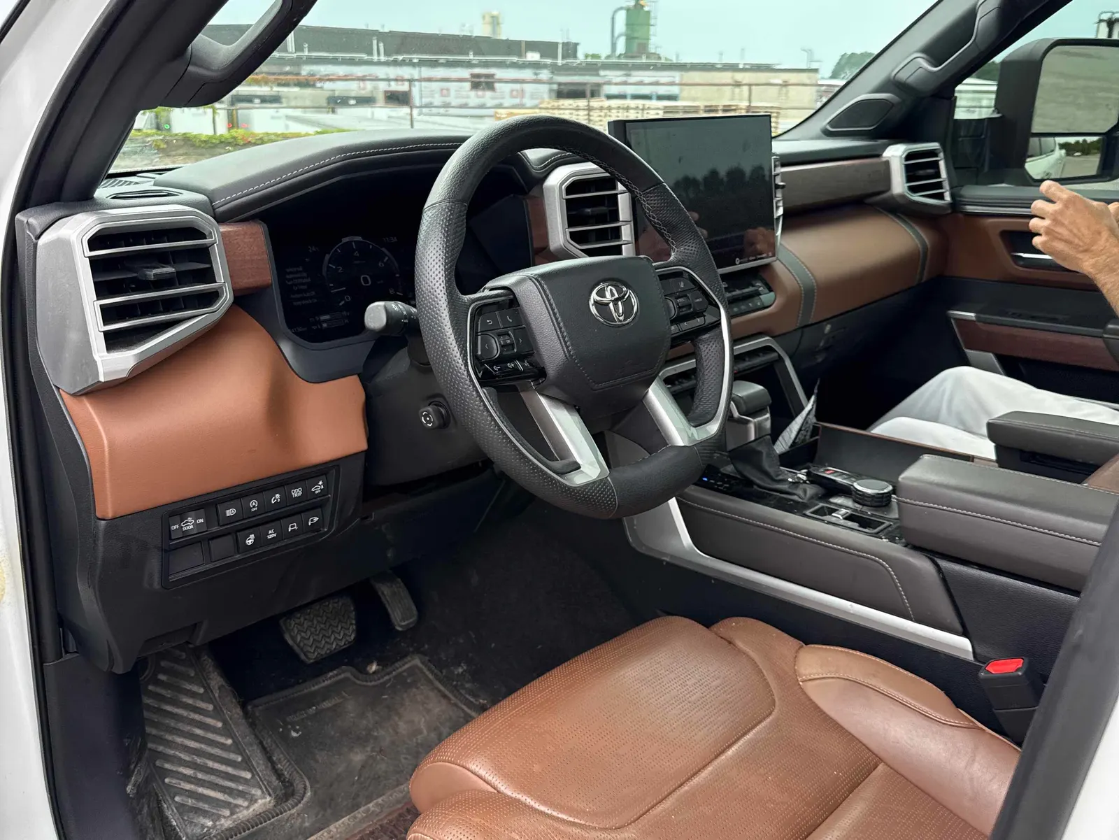 Interior driver side